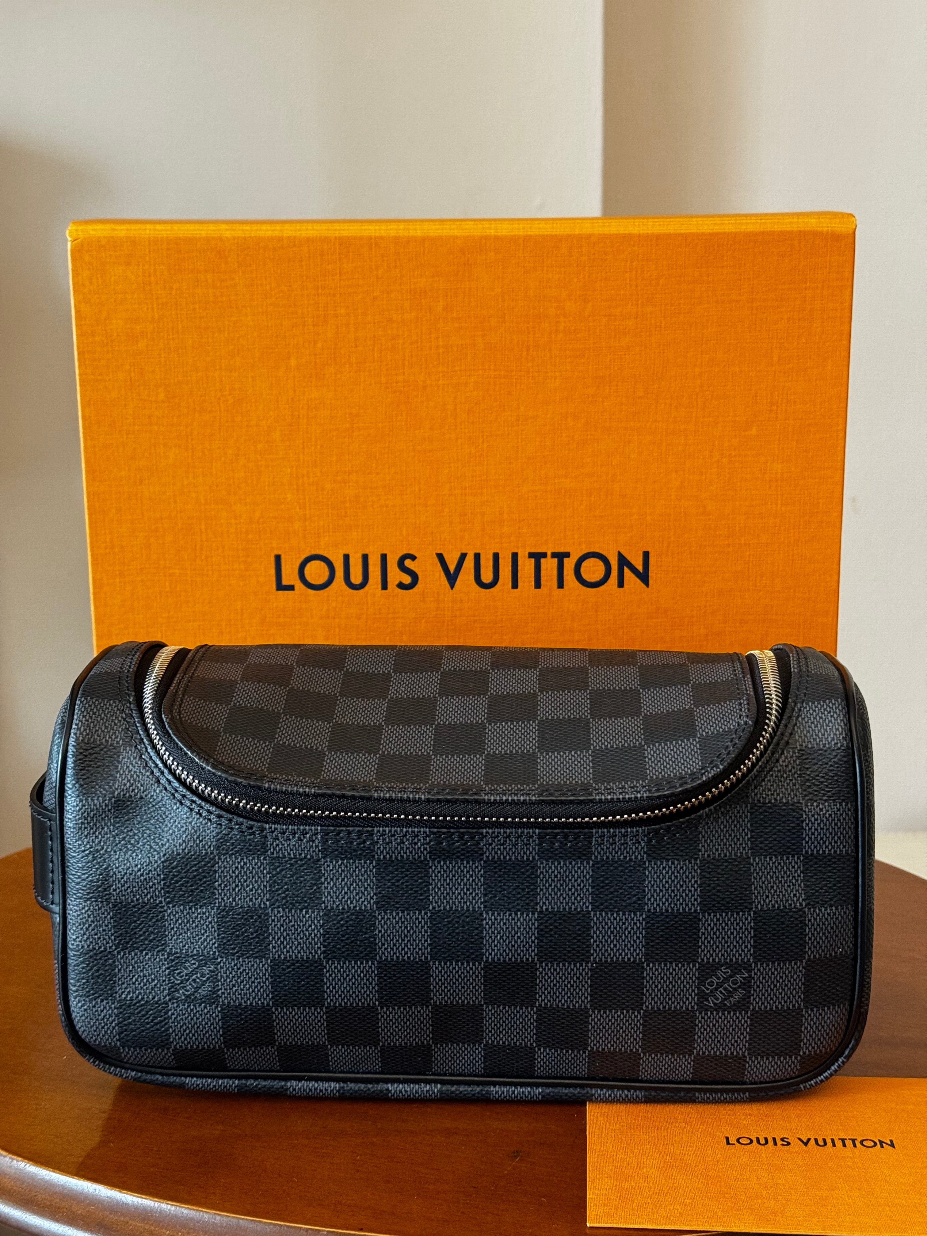 Louis vuitton Trousse Toilette