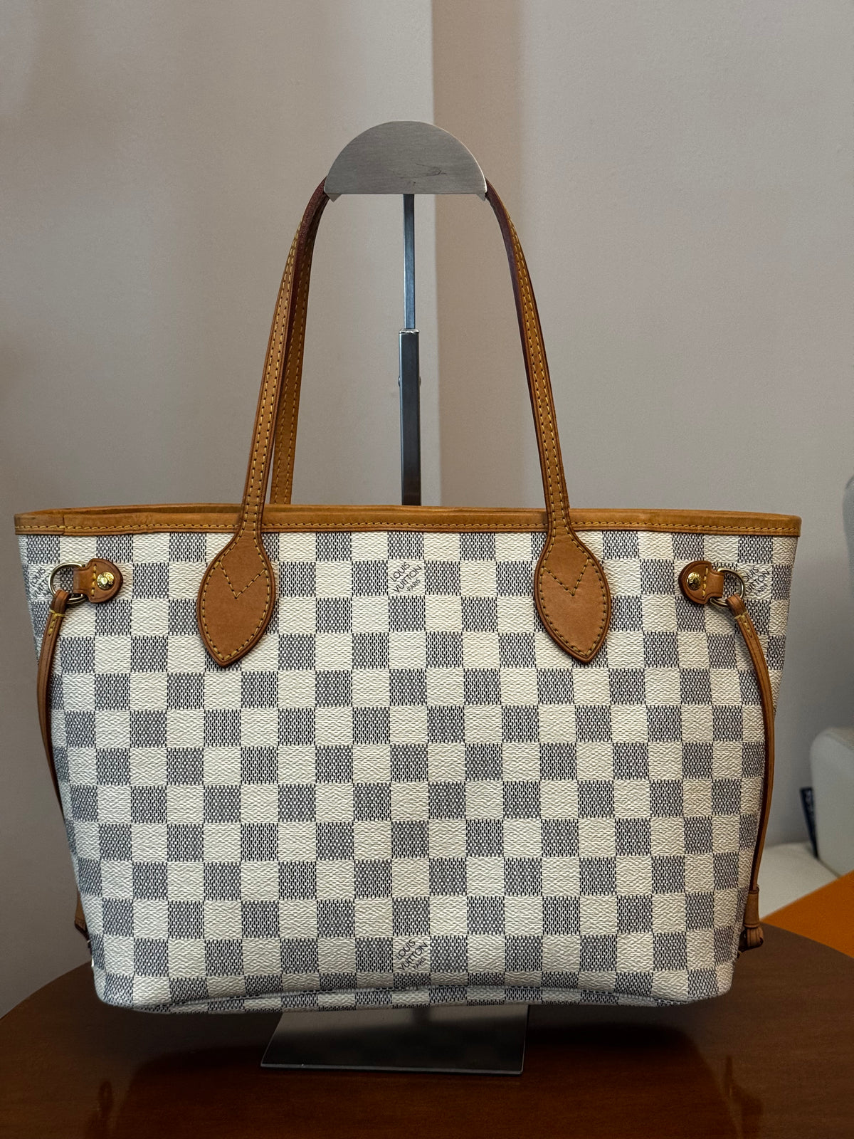 Louis Vuitton Neverfull PM