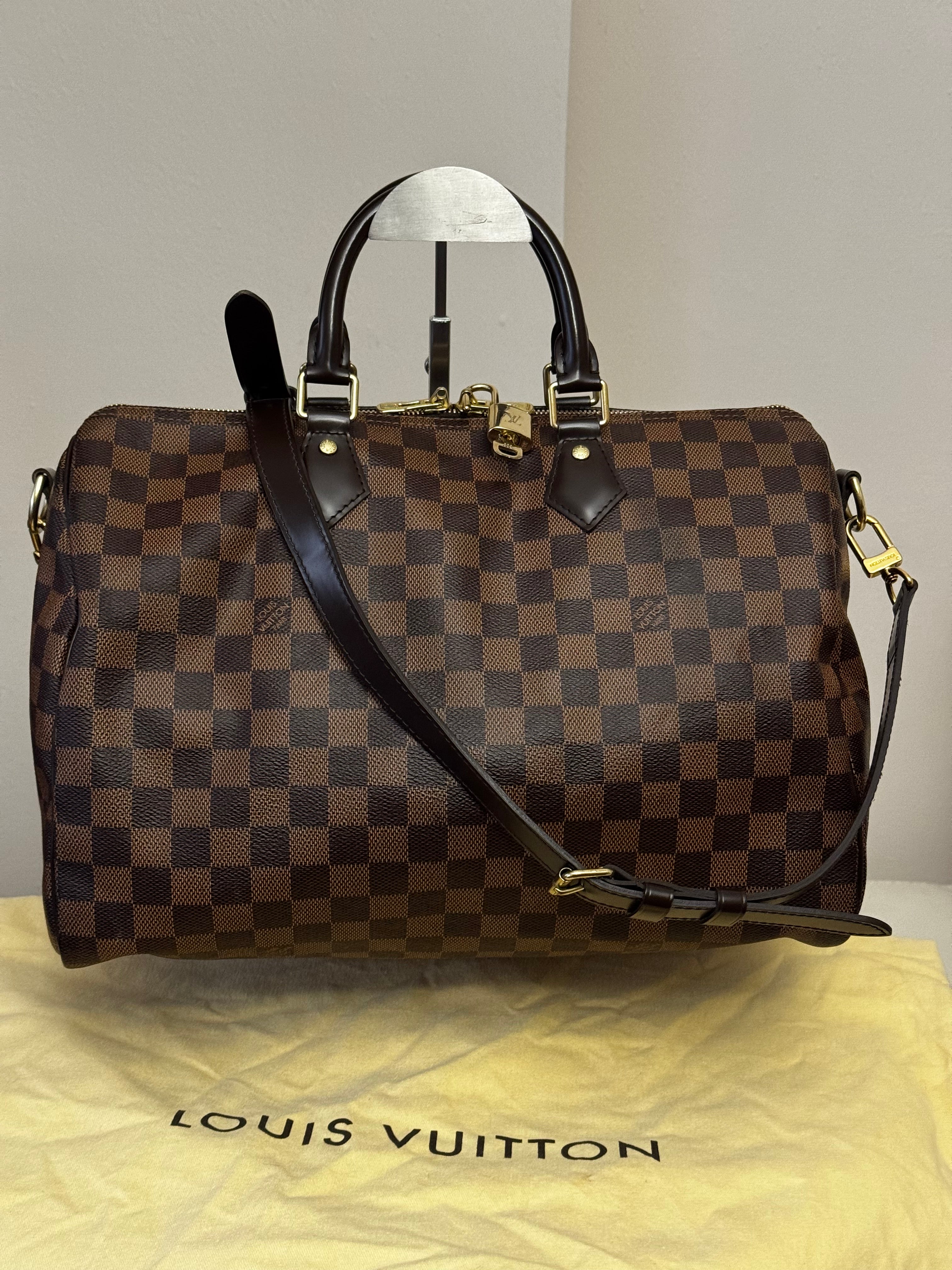 Louis Vuitton Bandoulière 35