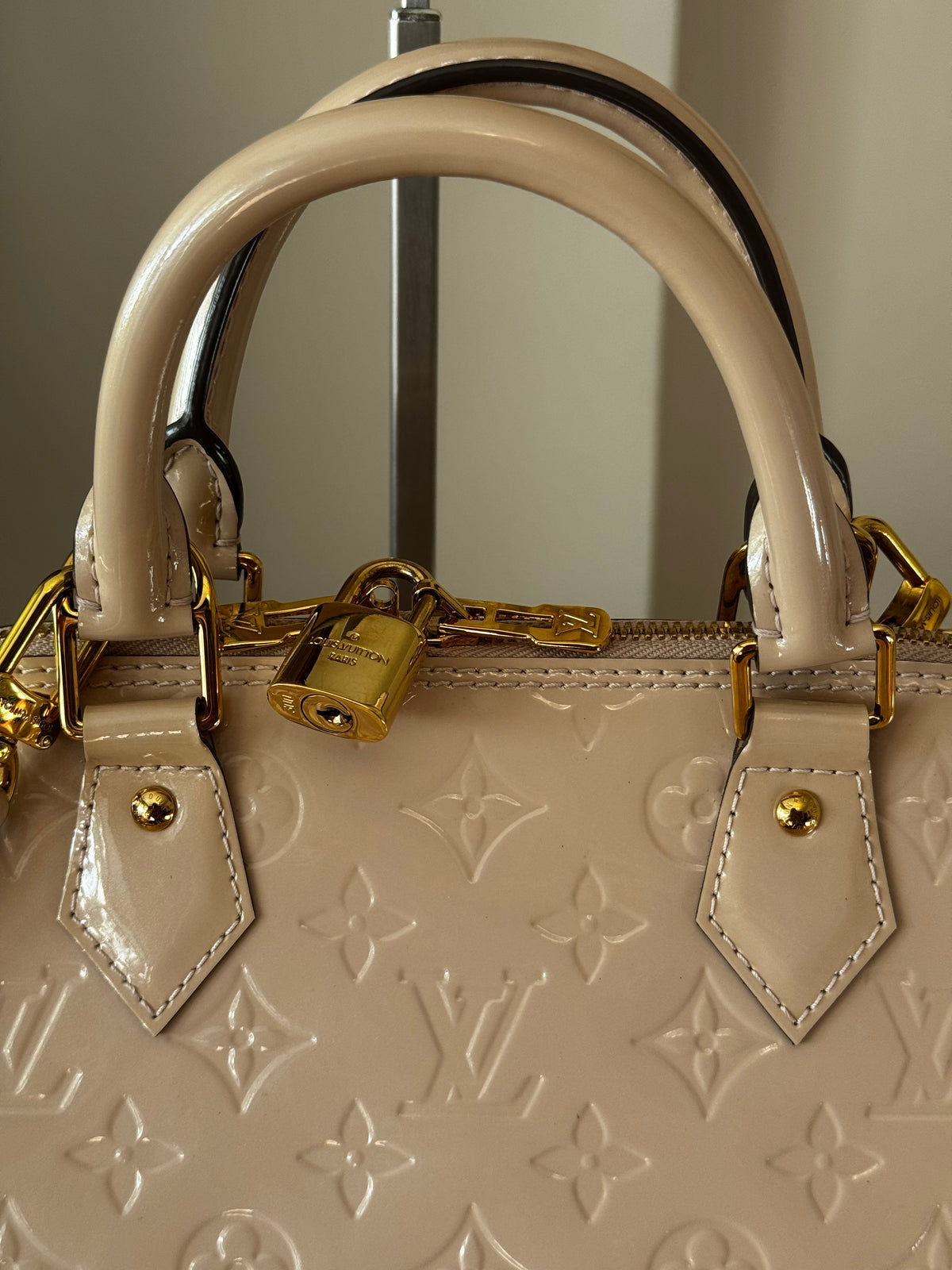 Louis Vuitton Alma