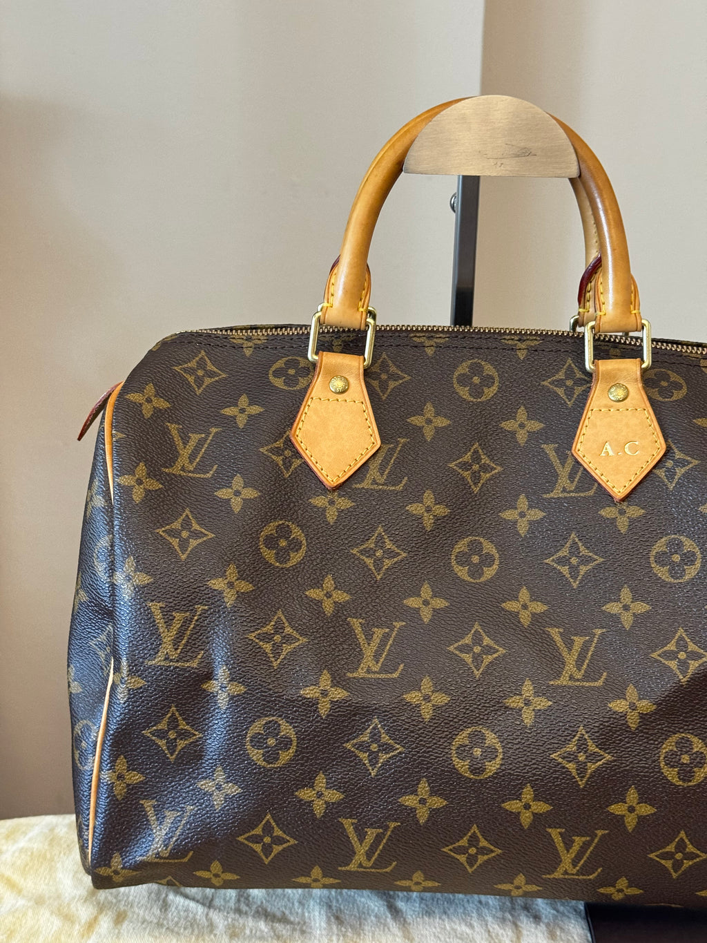 Louis Vuitton Speedy 30