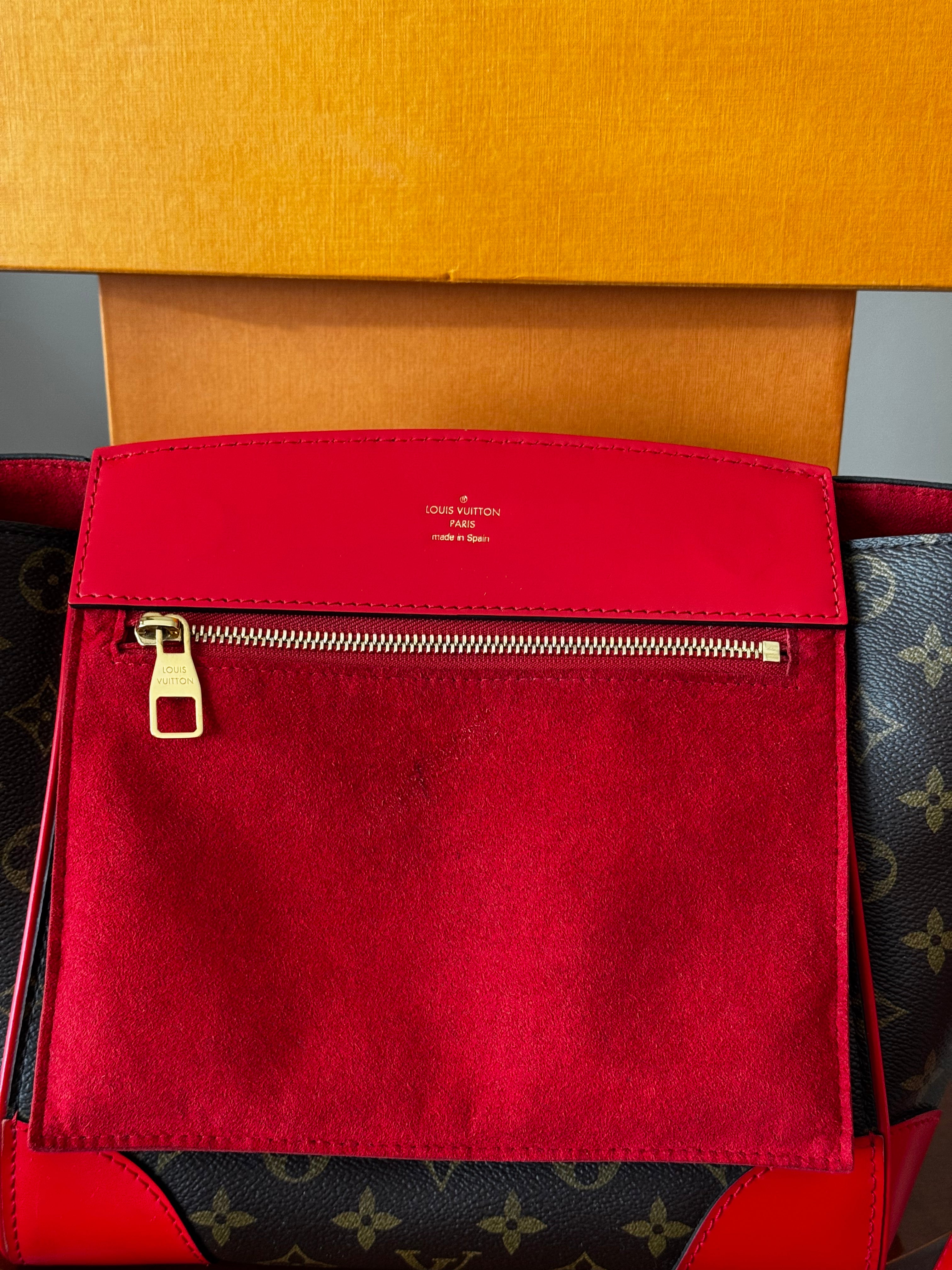 Louis Vuitton Phenix