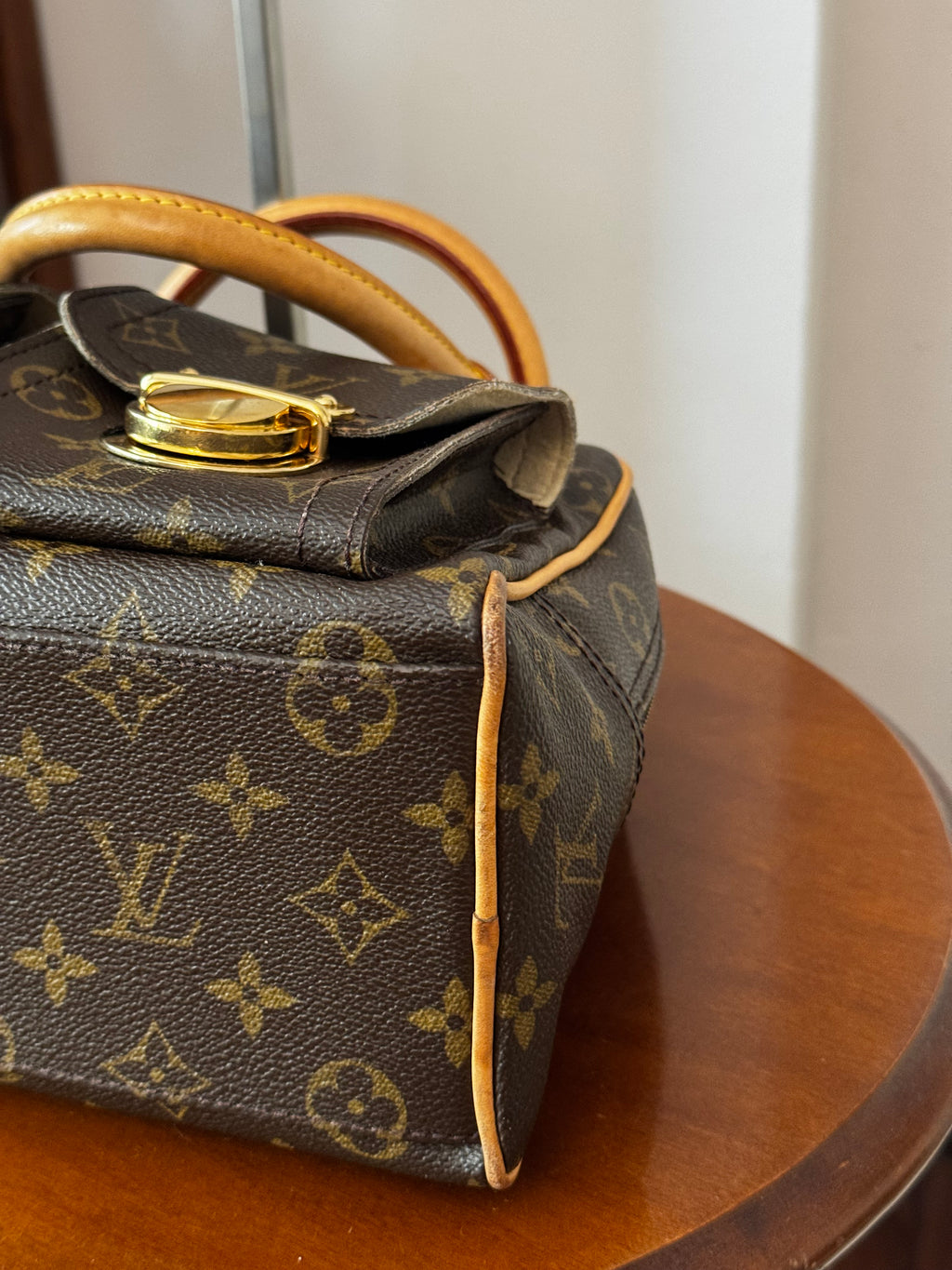 Louis Vuitton Manhattan
