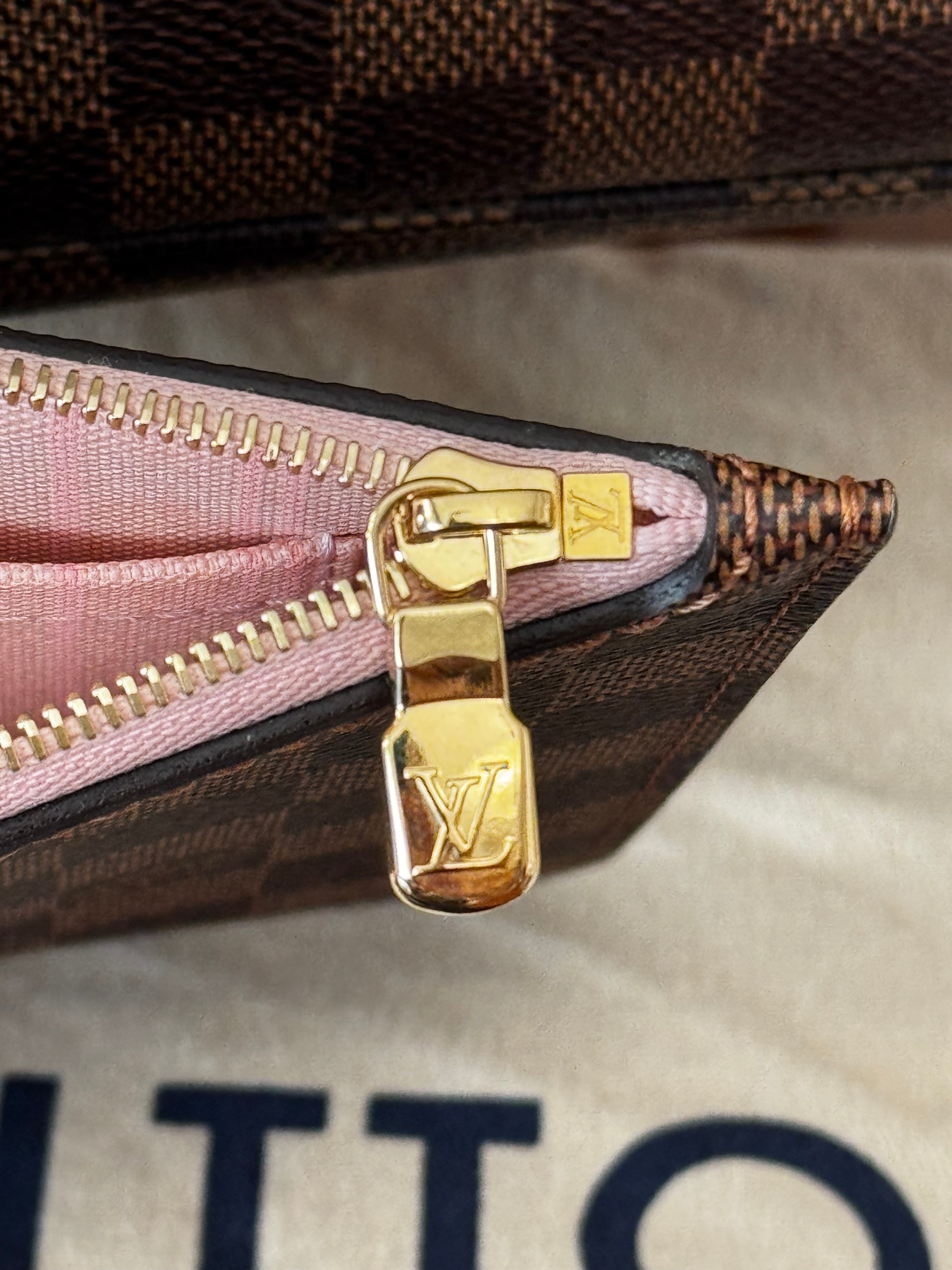 Louis Vuitton Neverfull MM