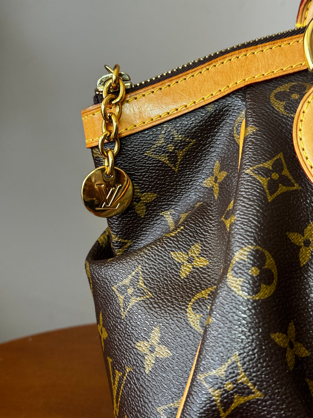 Louis Vuitton Tivoli