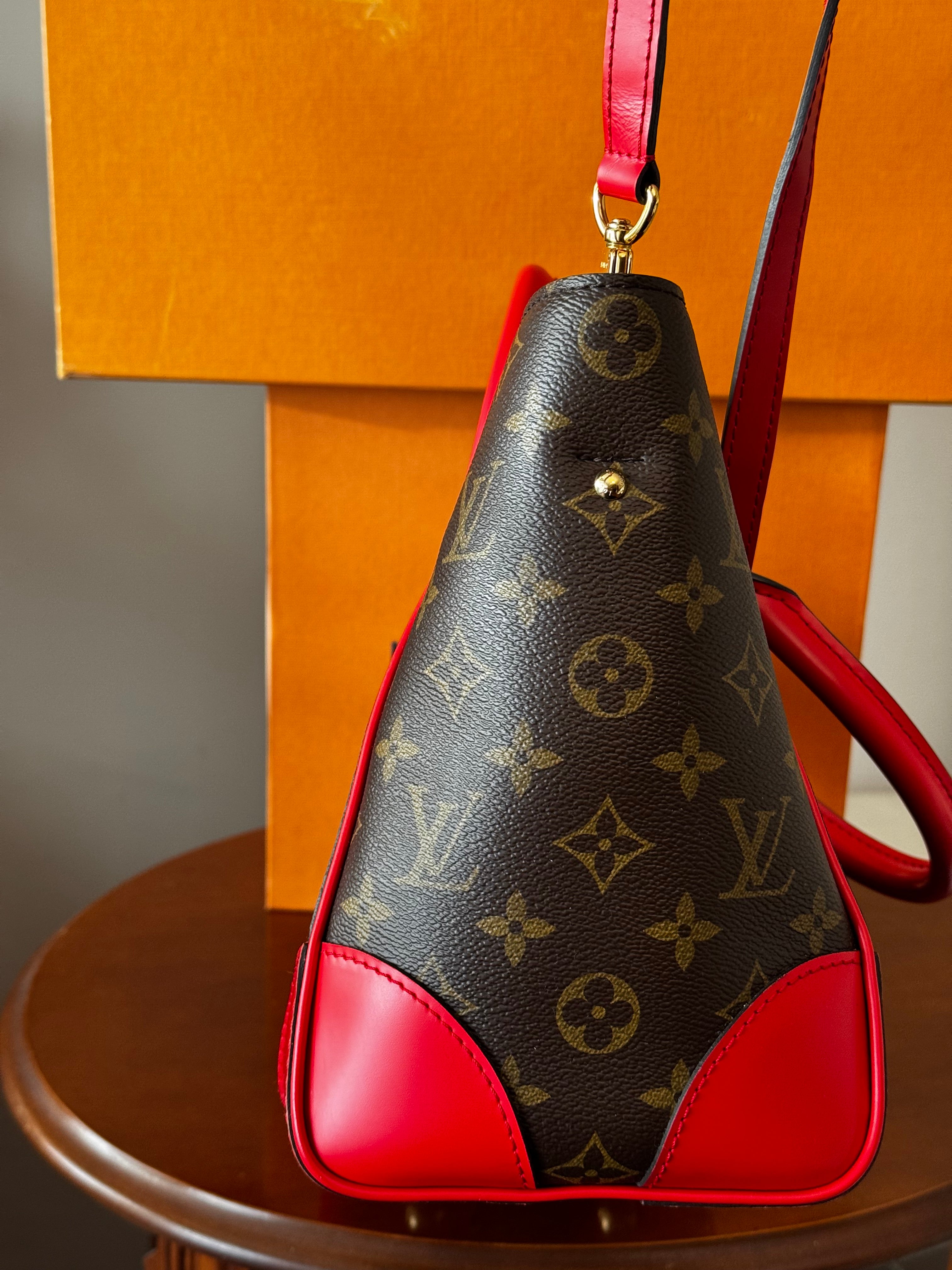 Louis Vuitton Phenix