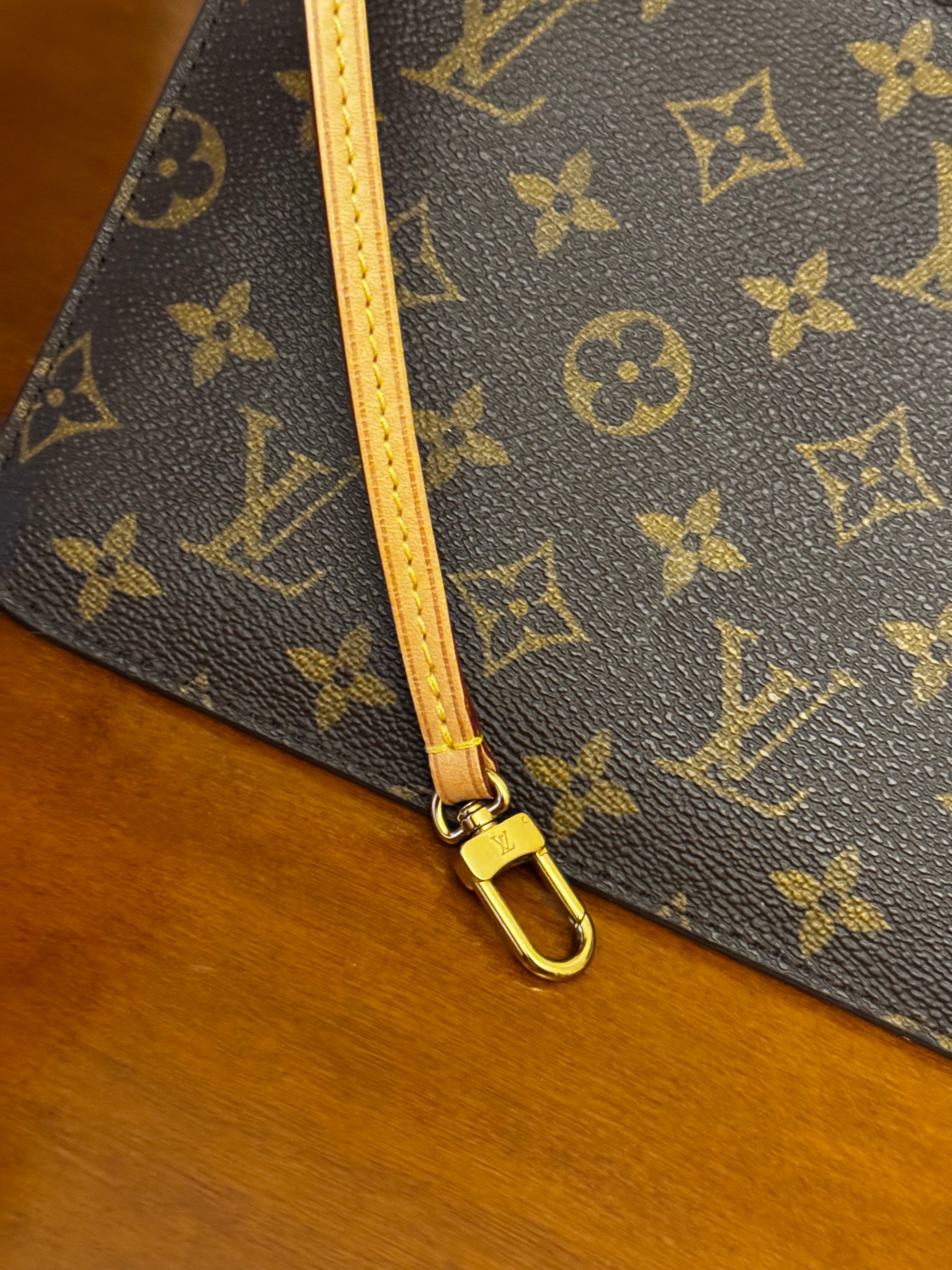 Louis Vuitton Pochette