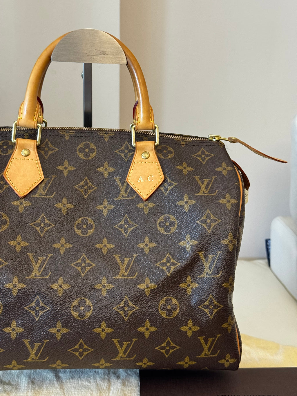 Louis Vuitton Speedy 30