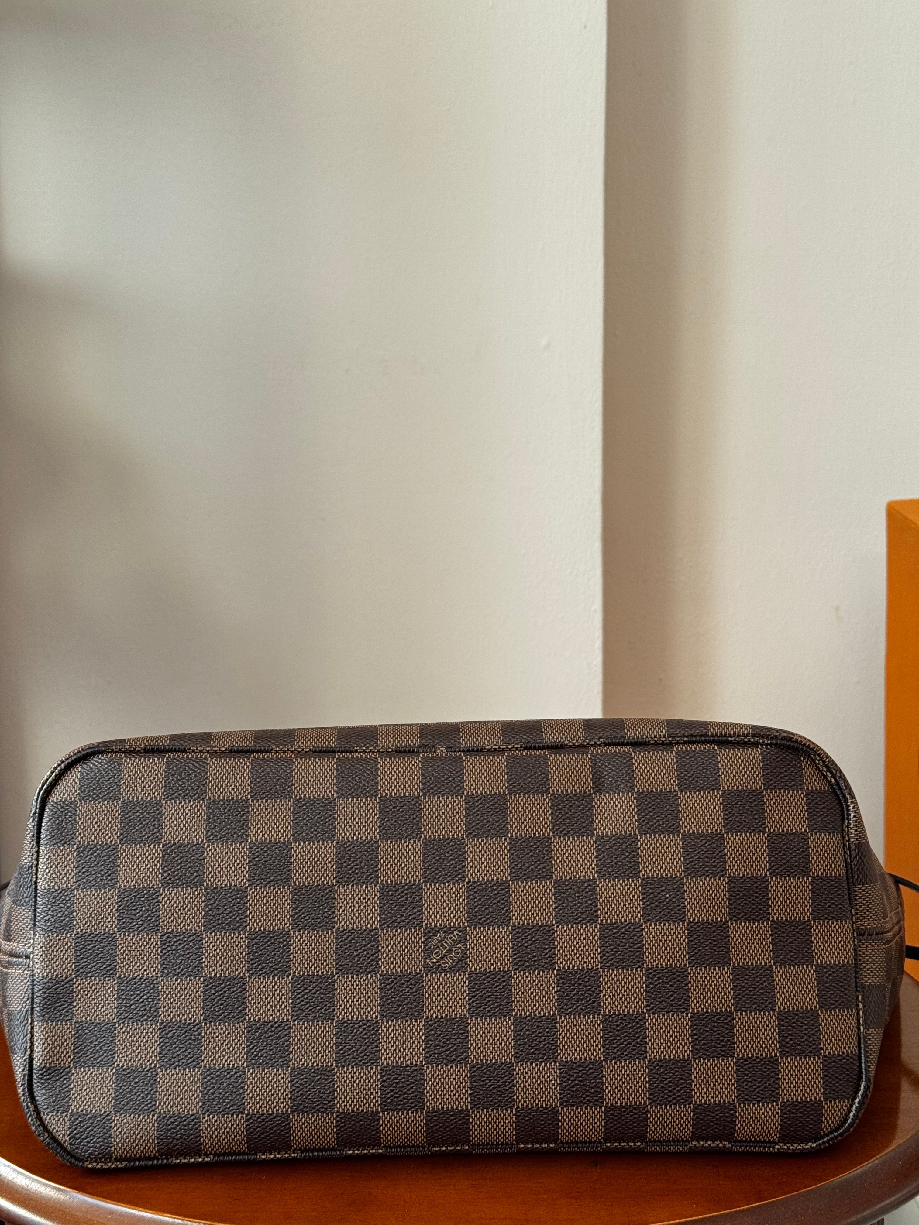 Louis Vuitton Neverfull MM