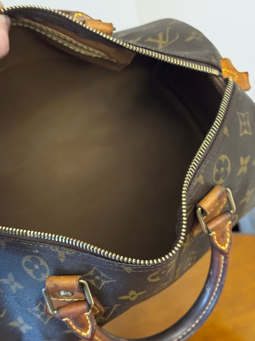 Louis Vuitton Speedy 30