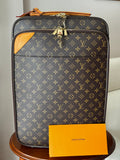 Louis Vuitton Pégase 50