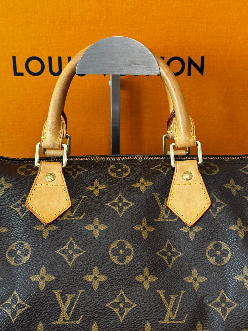 Louis Vuitton Speedy 30