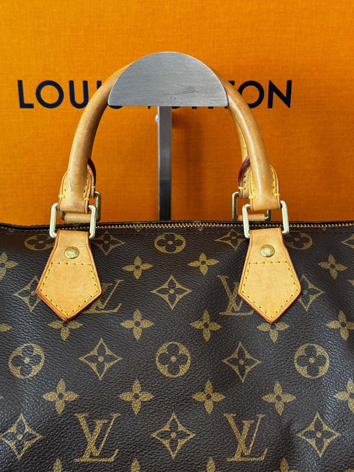 Louis Vuitton Speedy 30