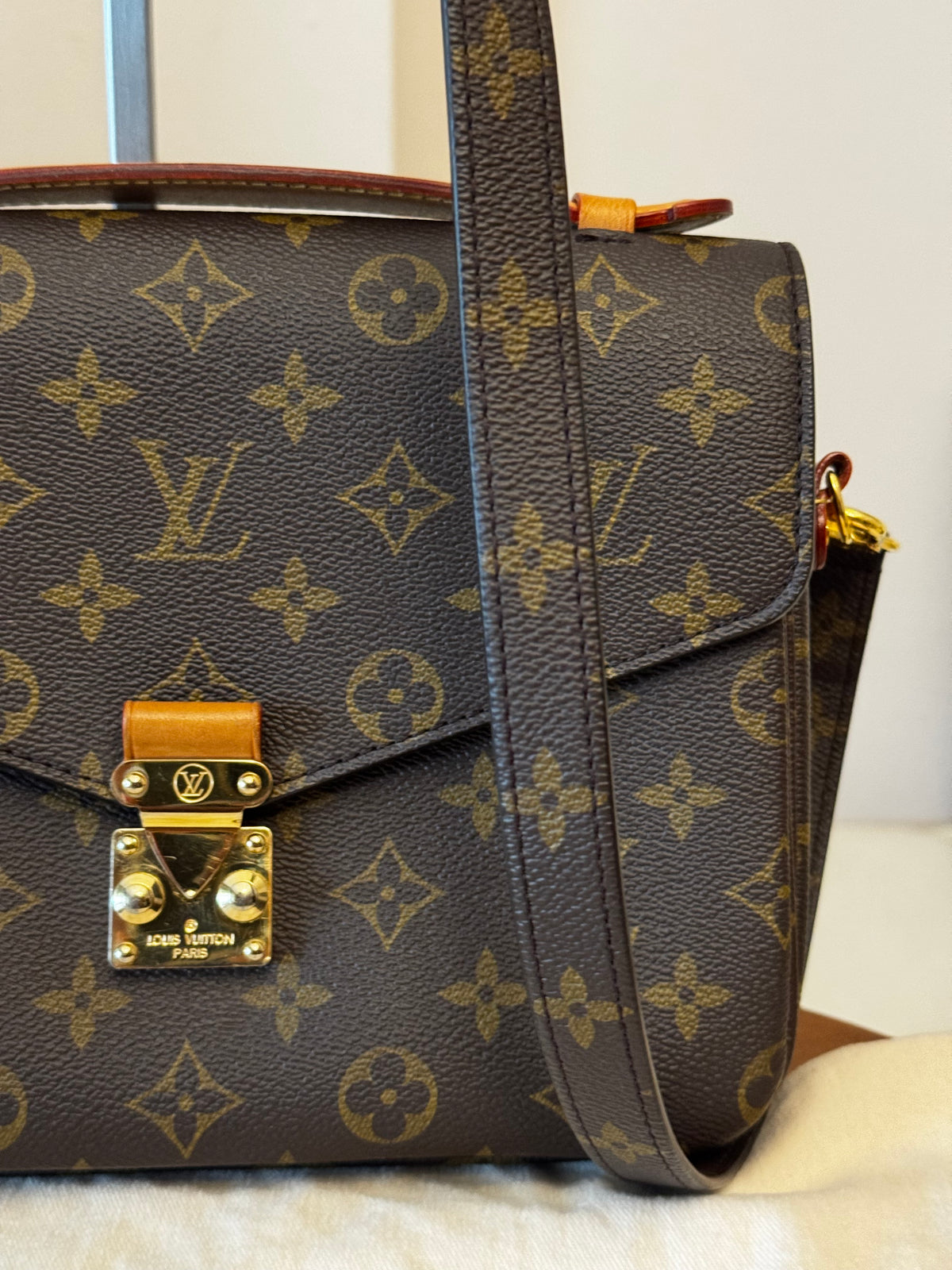 Louis Vuitton Metis