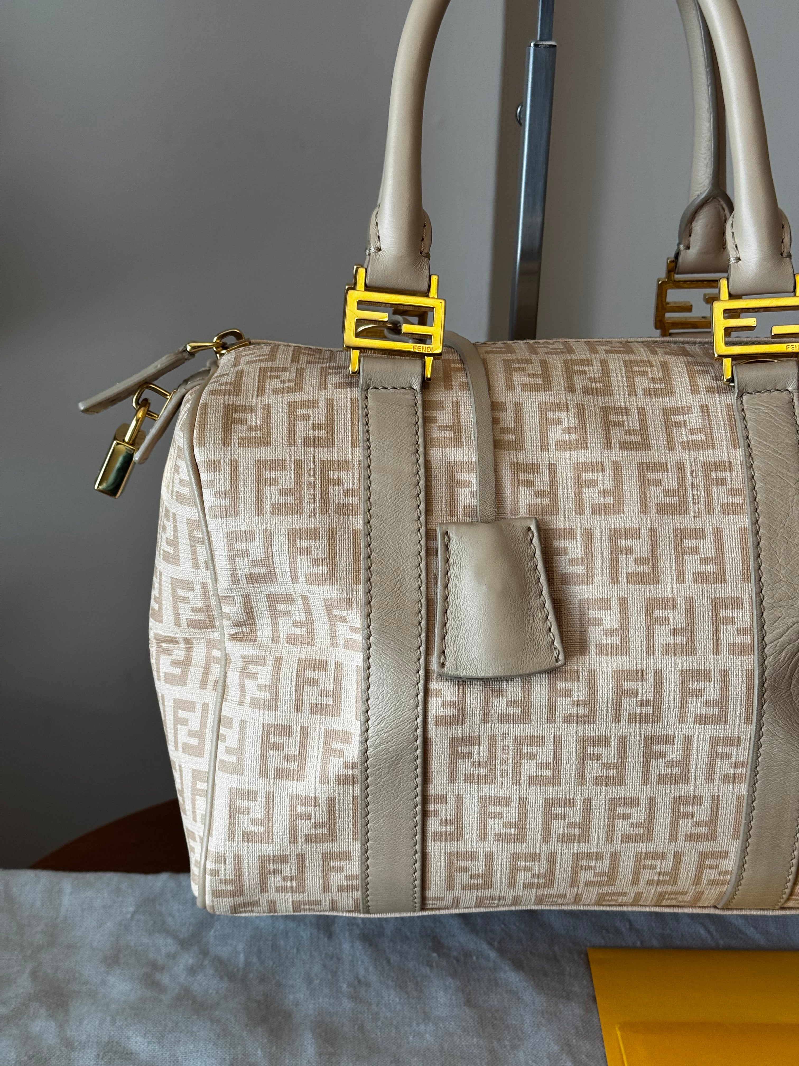 Fendi FOREVER/ZUCCHIN+ COW+CAMELLIA