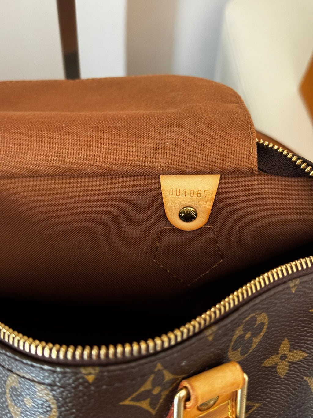 Louis Vuitton Speedy 30