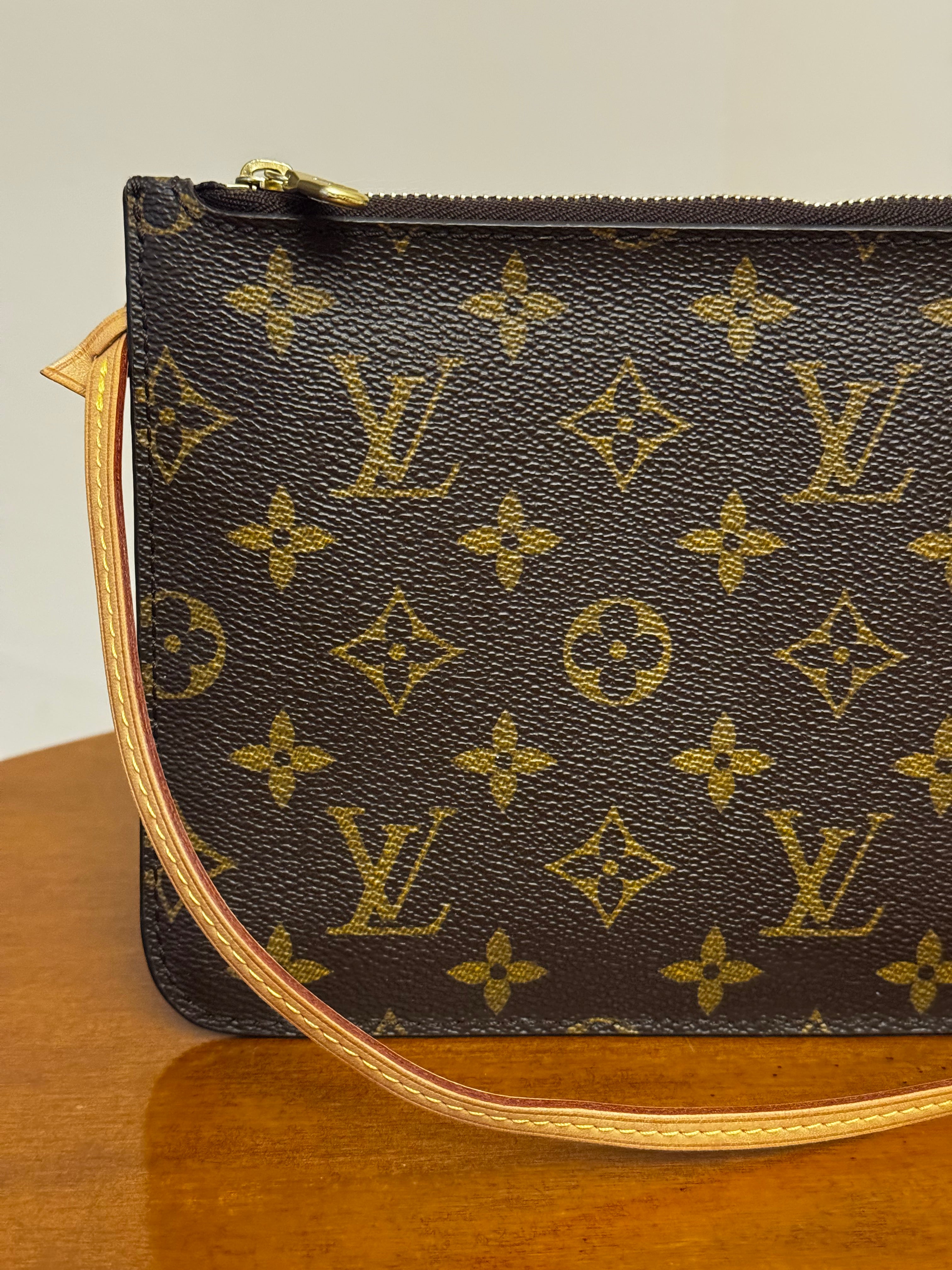 Louis Vuitton Pochette