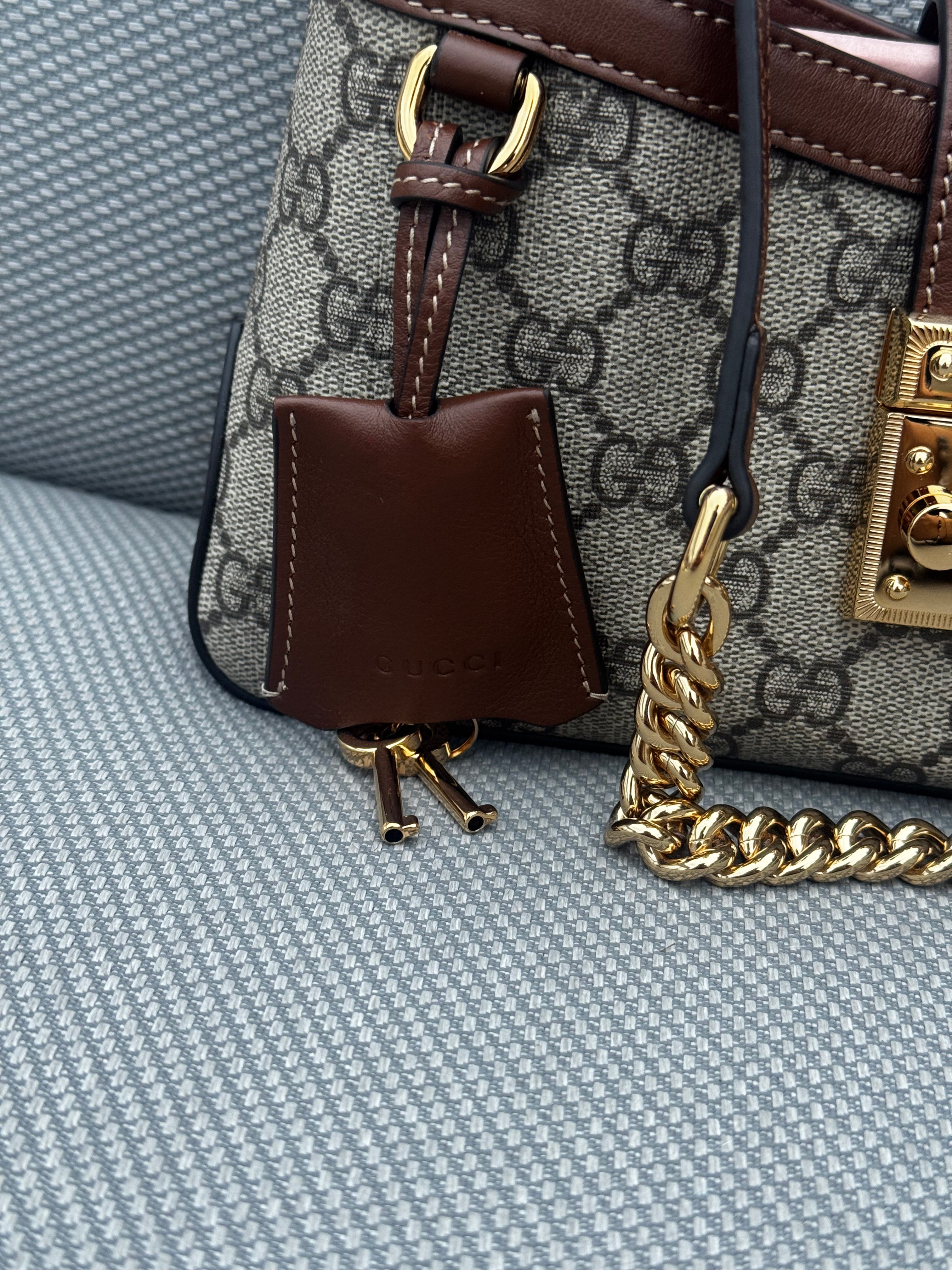 Gucci Padlock GG