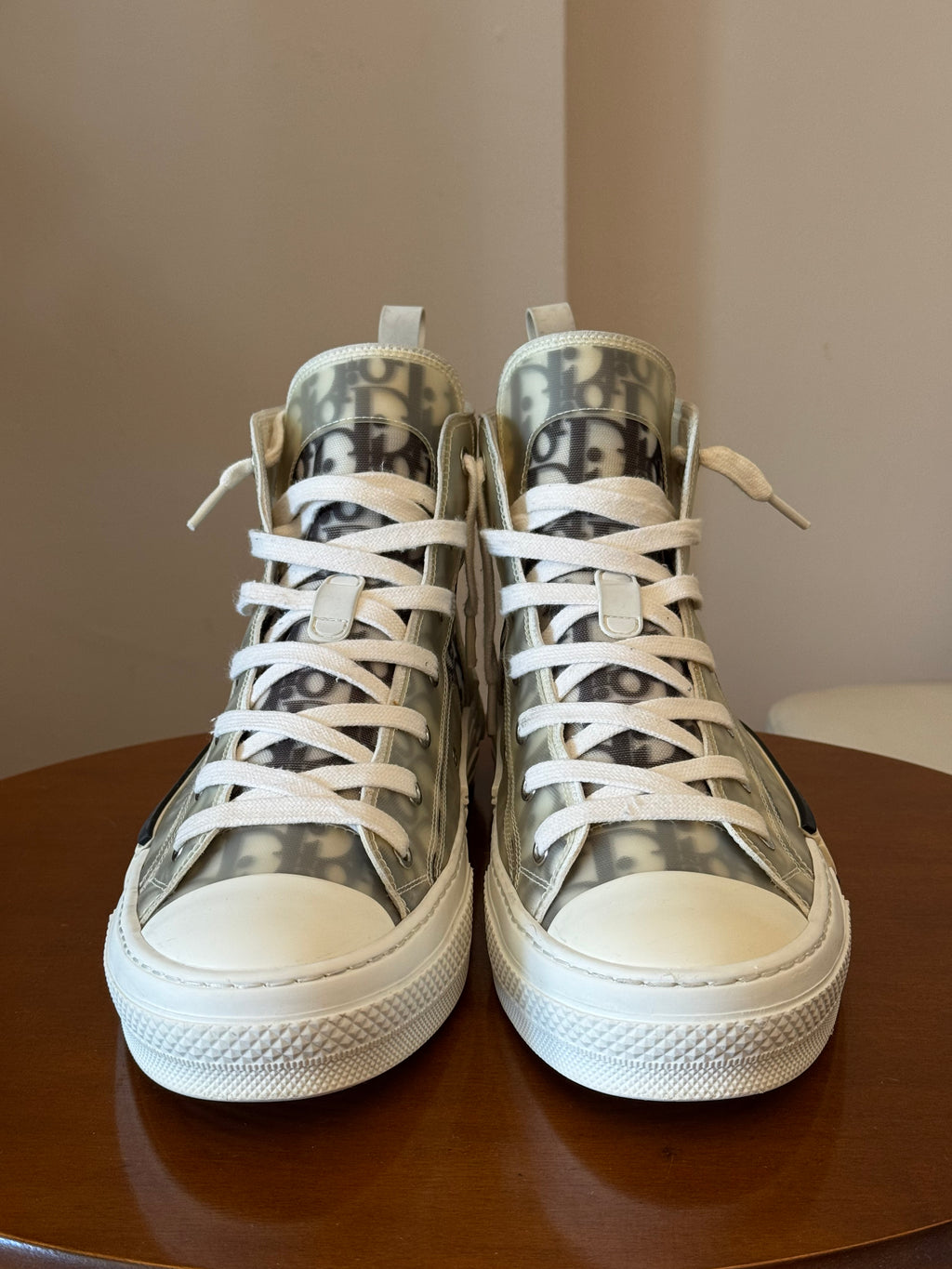 Dior b23