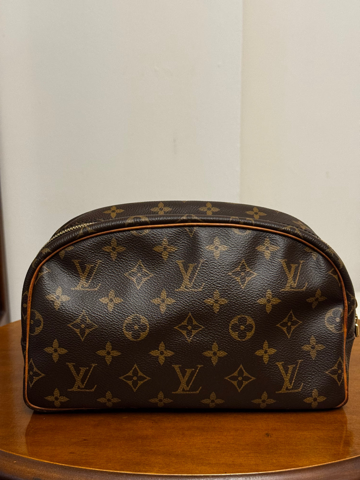 Louis Vuitton Trousse Toilette