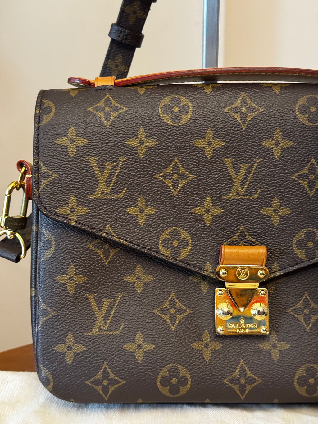 Louis Vuitton Metis