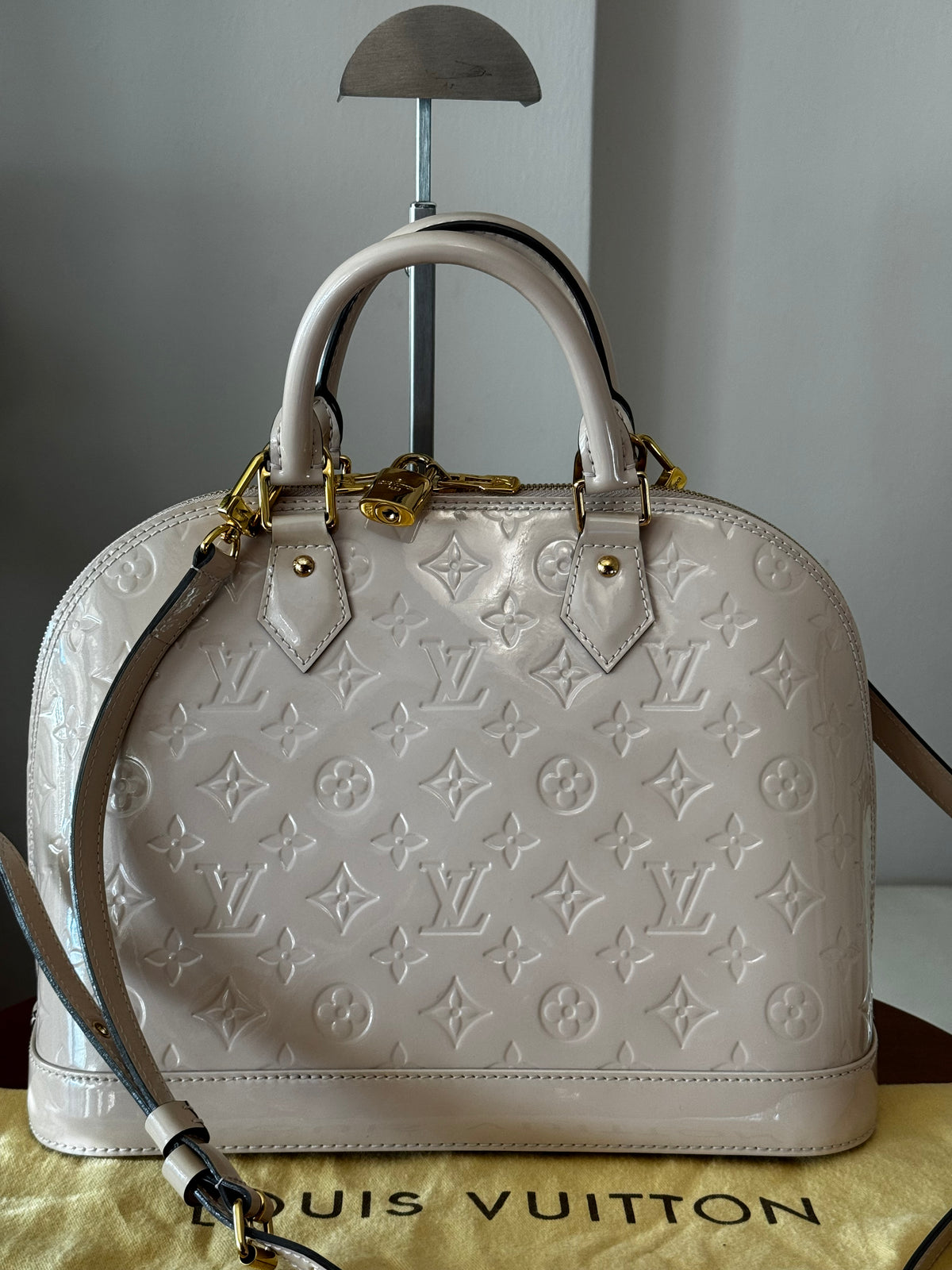 Louis Vuitton Alma