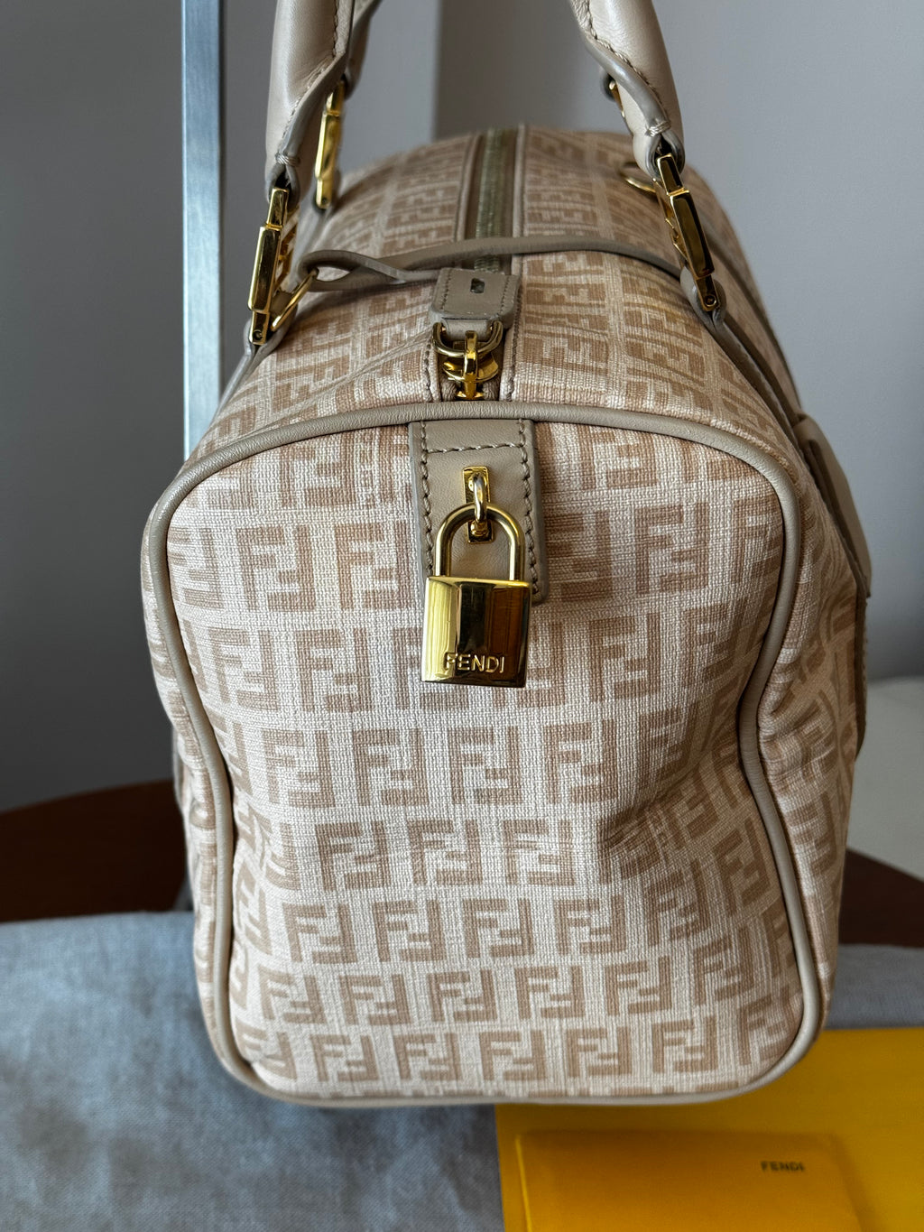 Fendi FOREVER/ZUCCHIN+ COW+CAMELLIA