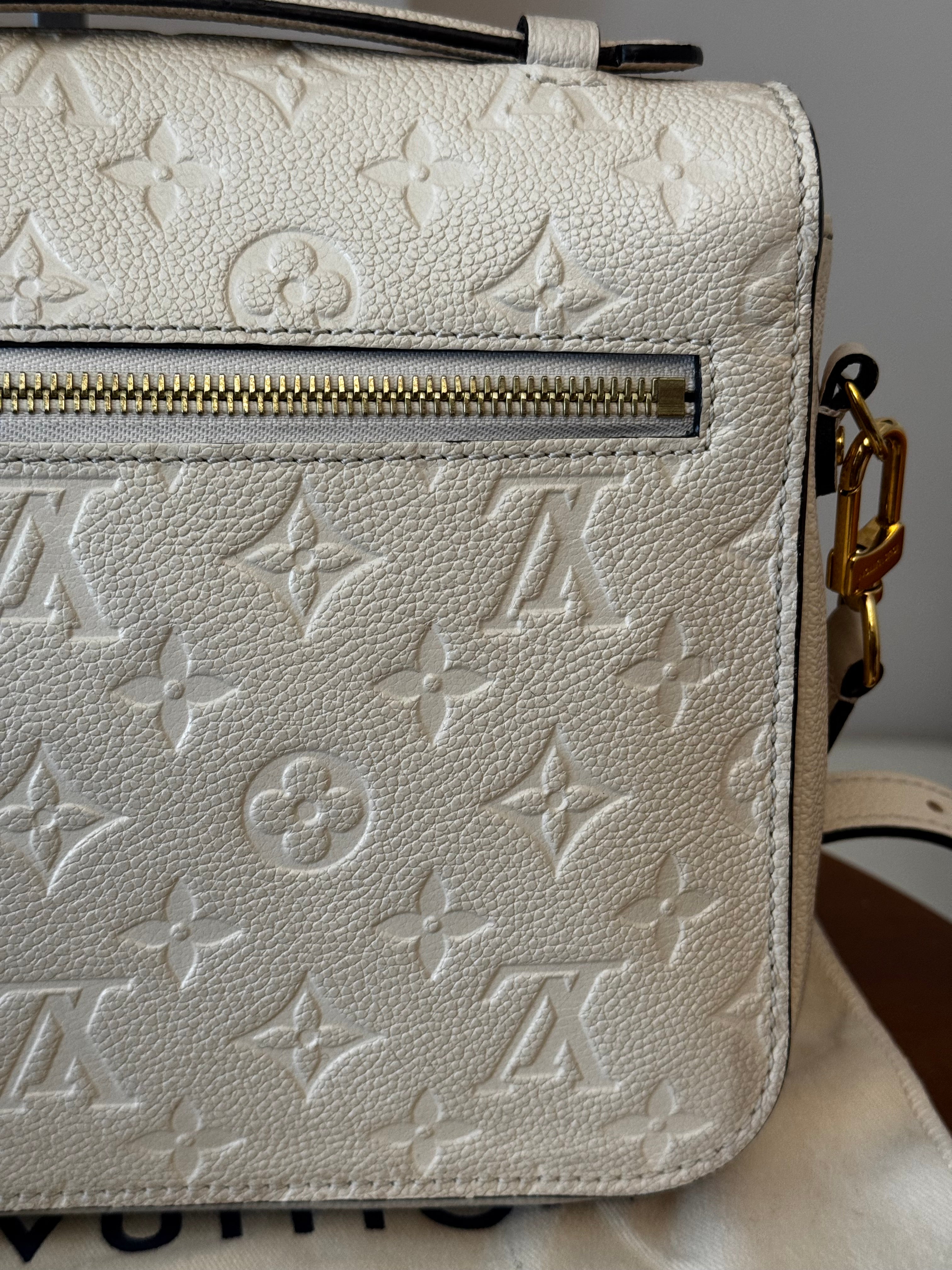 Louis Vuitton Metis