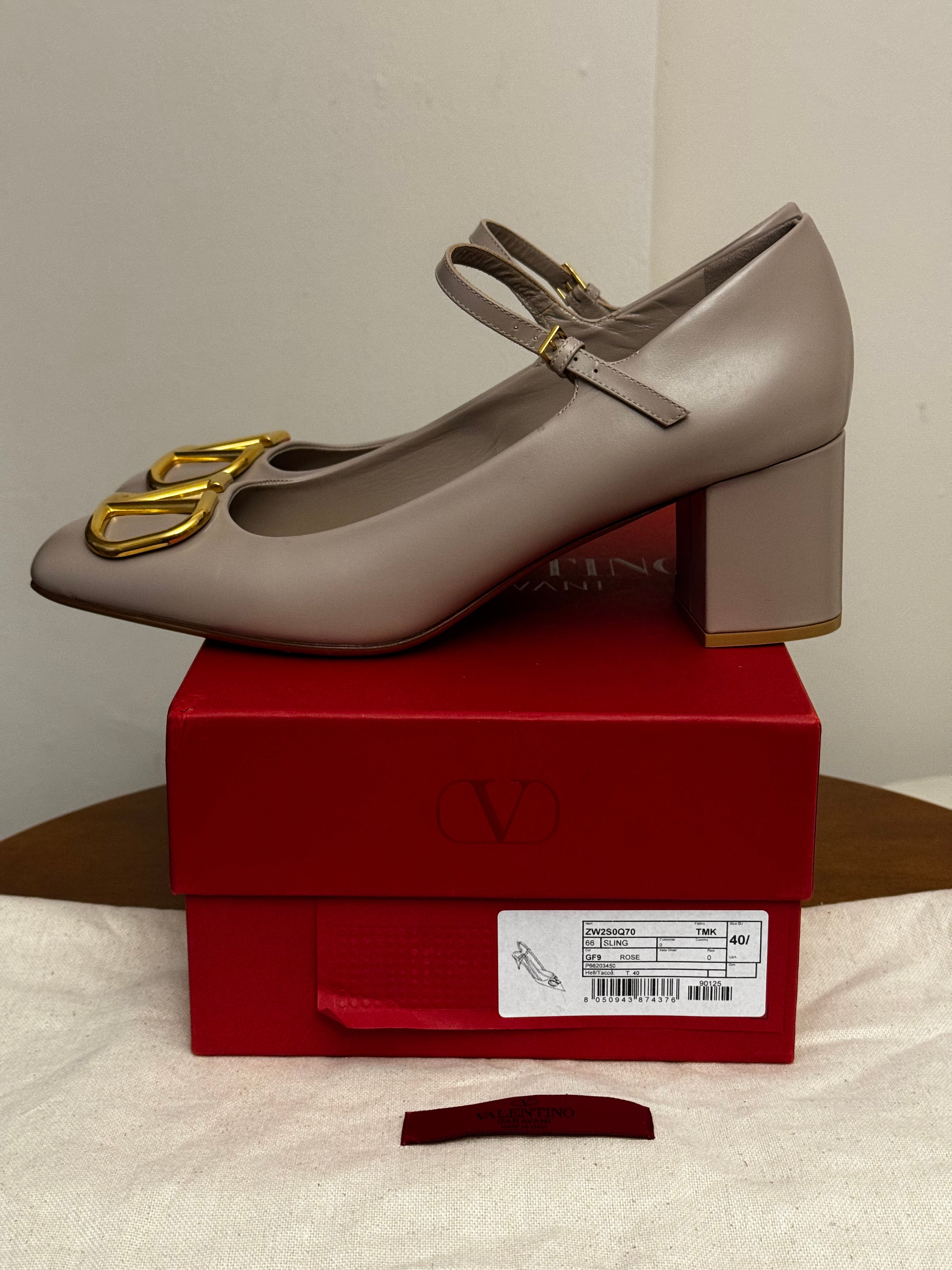 Valentino Garavani Vlogo