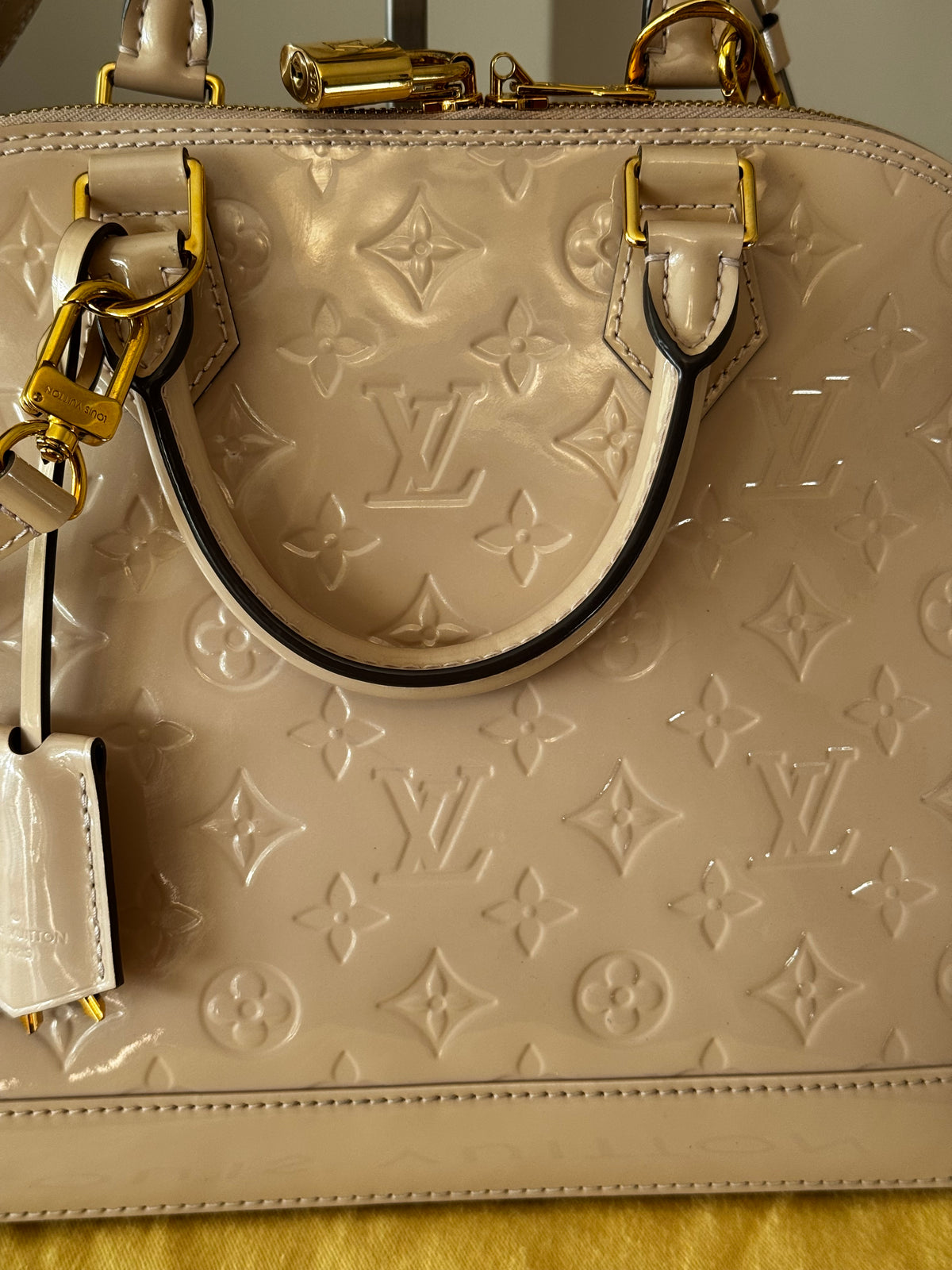 Louis Vuitton Alma