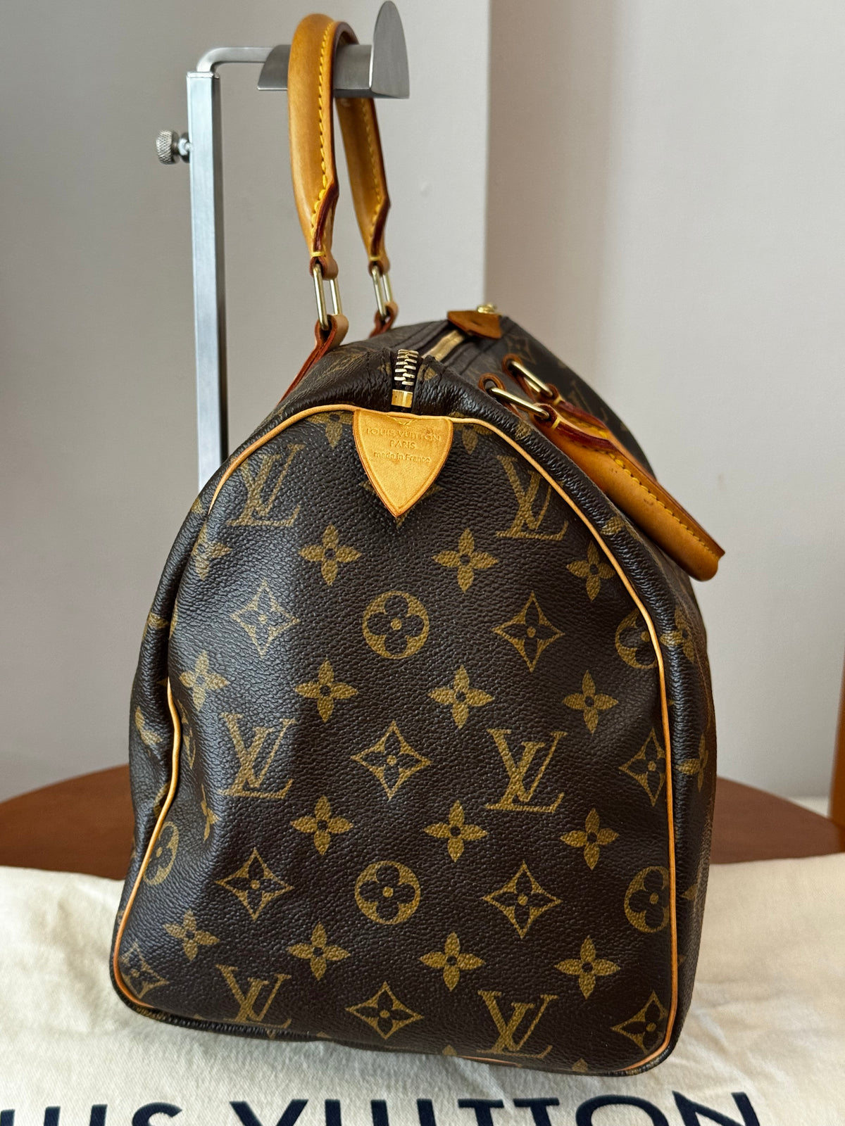 Louis Vuitton Speedy 30