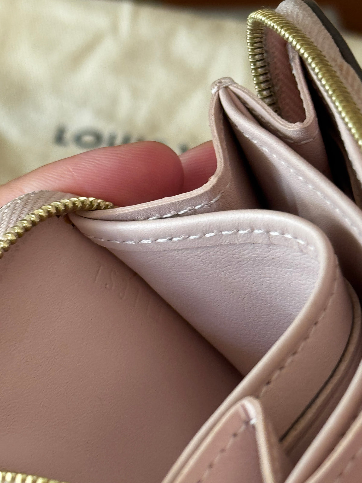 Louis Vuitton Portamonete Zippy