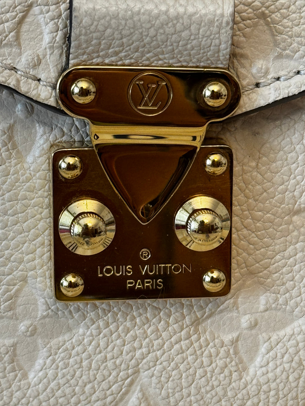 Louis Vuitton Metis