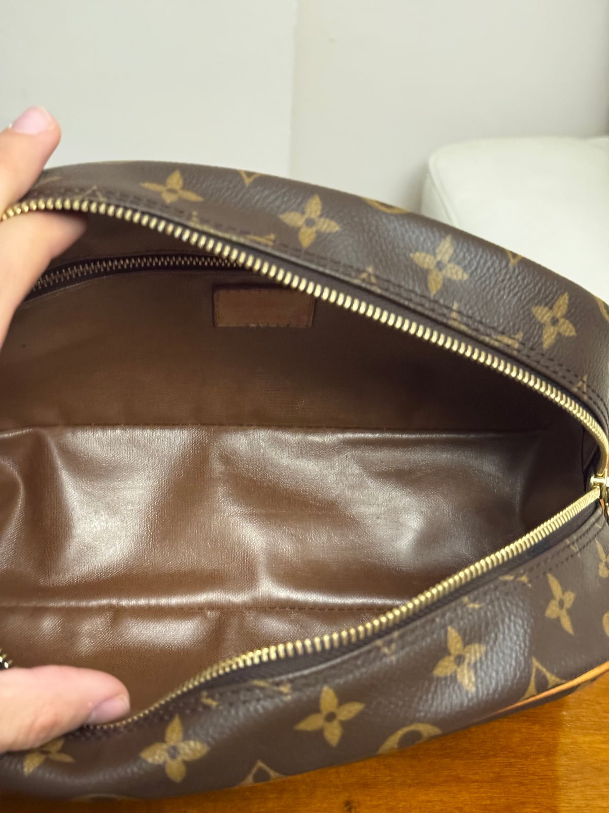 Louis Vuitton Trousse Toilette