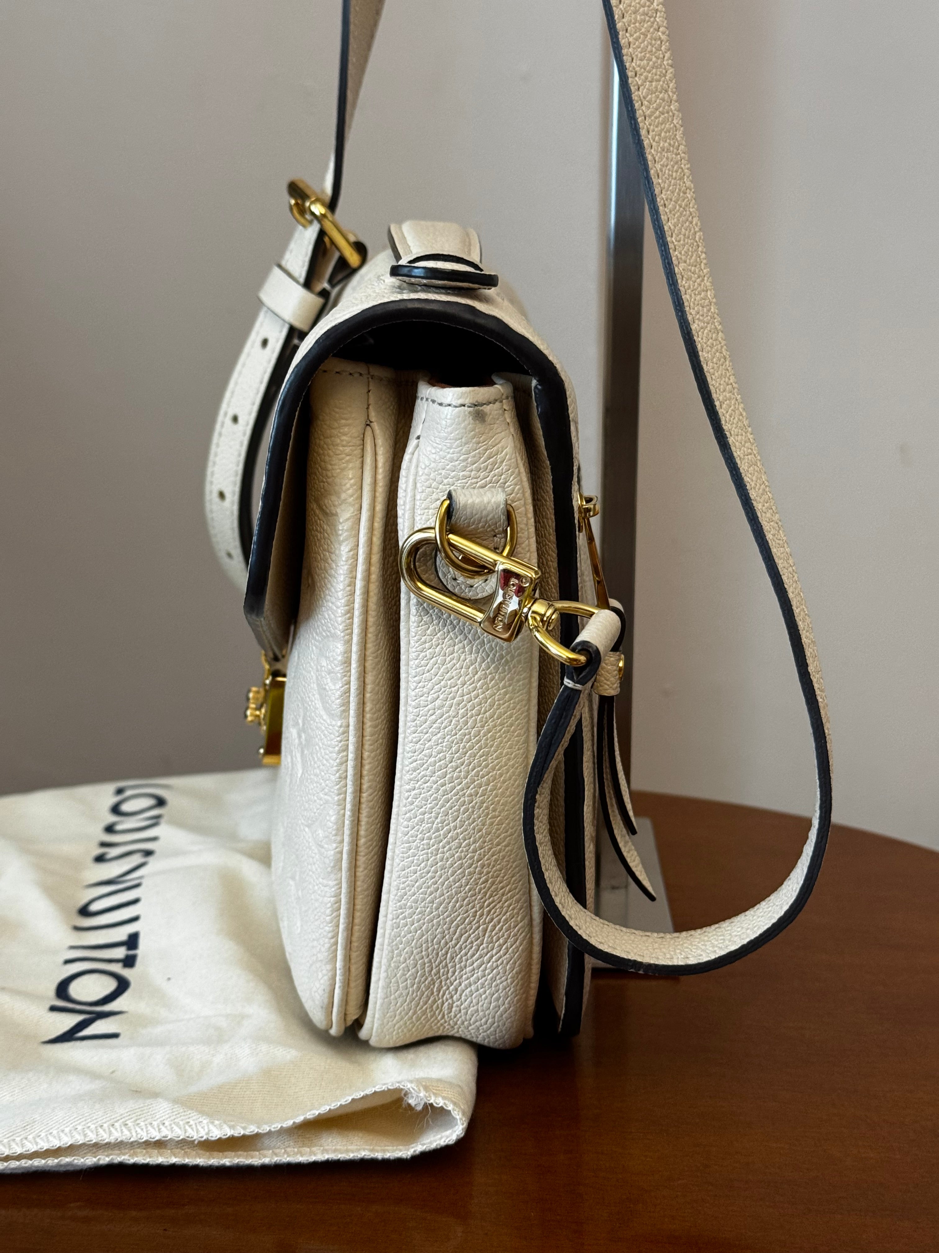 Louis Vuitton Metis