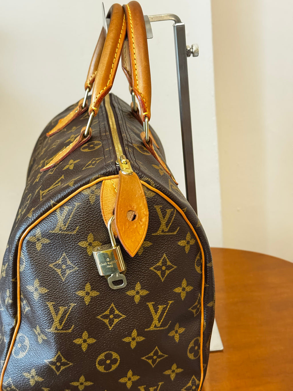 Lousi Vuitton Speedy 30