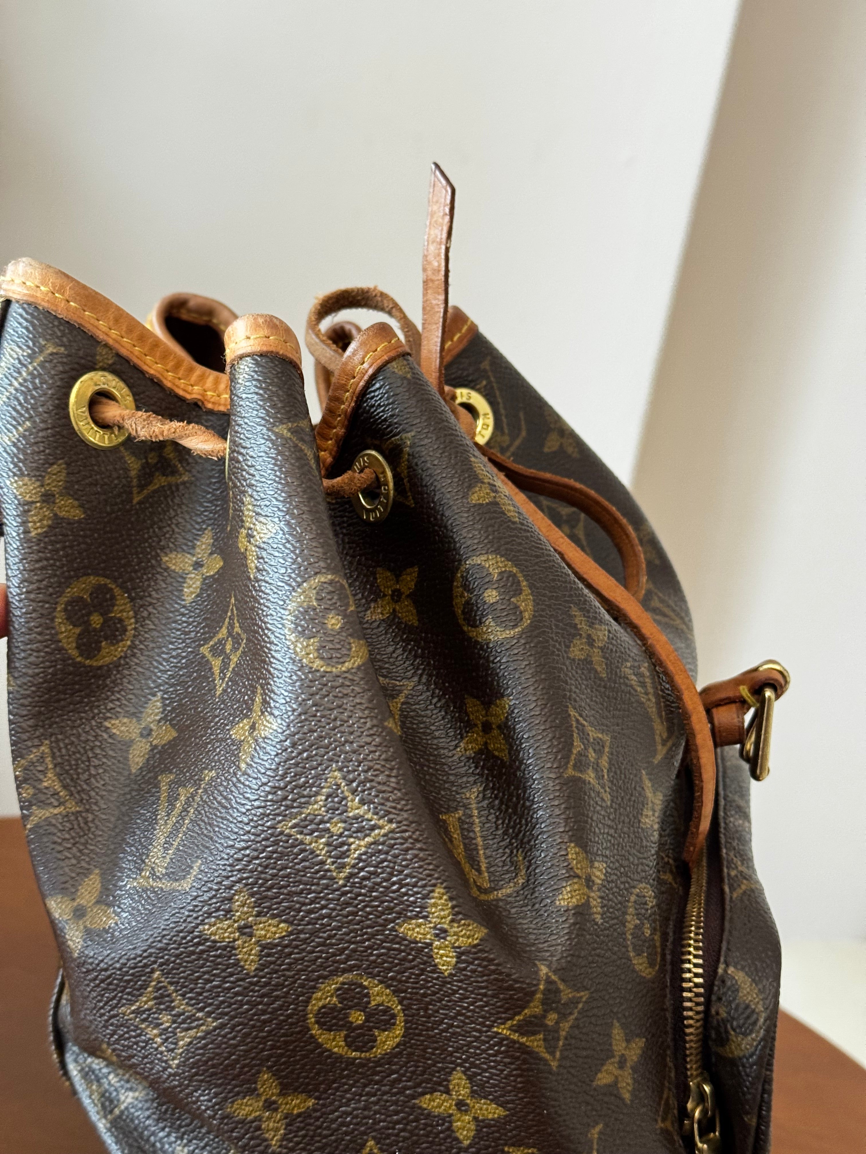 Louis Vuitton Montsouris MM