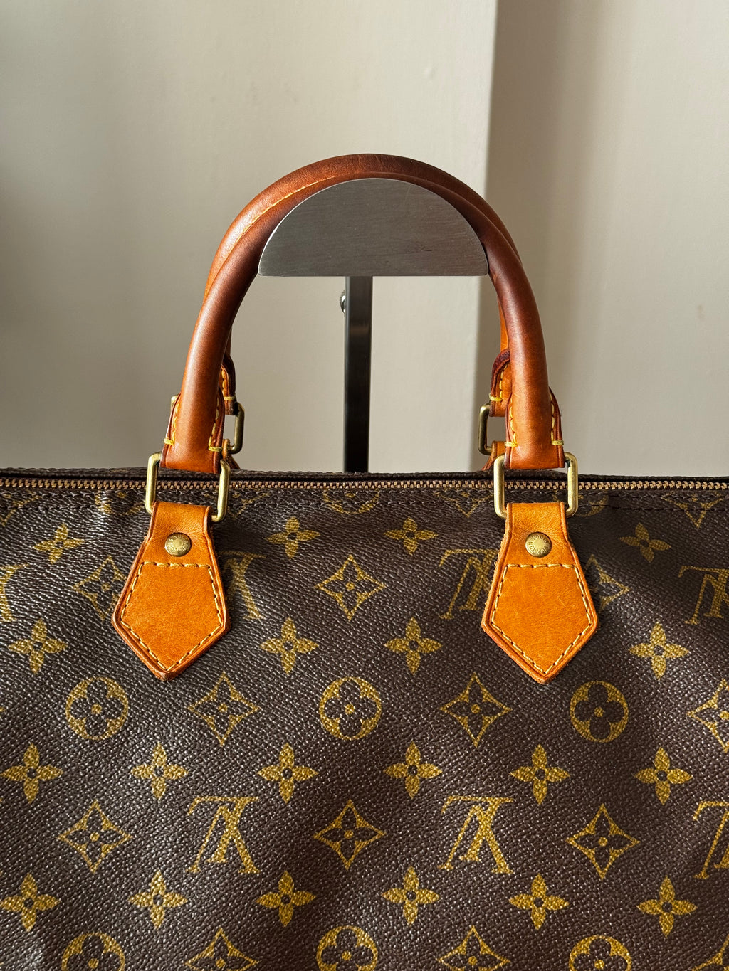 Louis Vuitton Speedy 35
