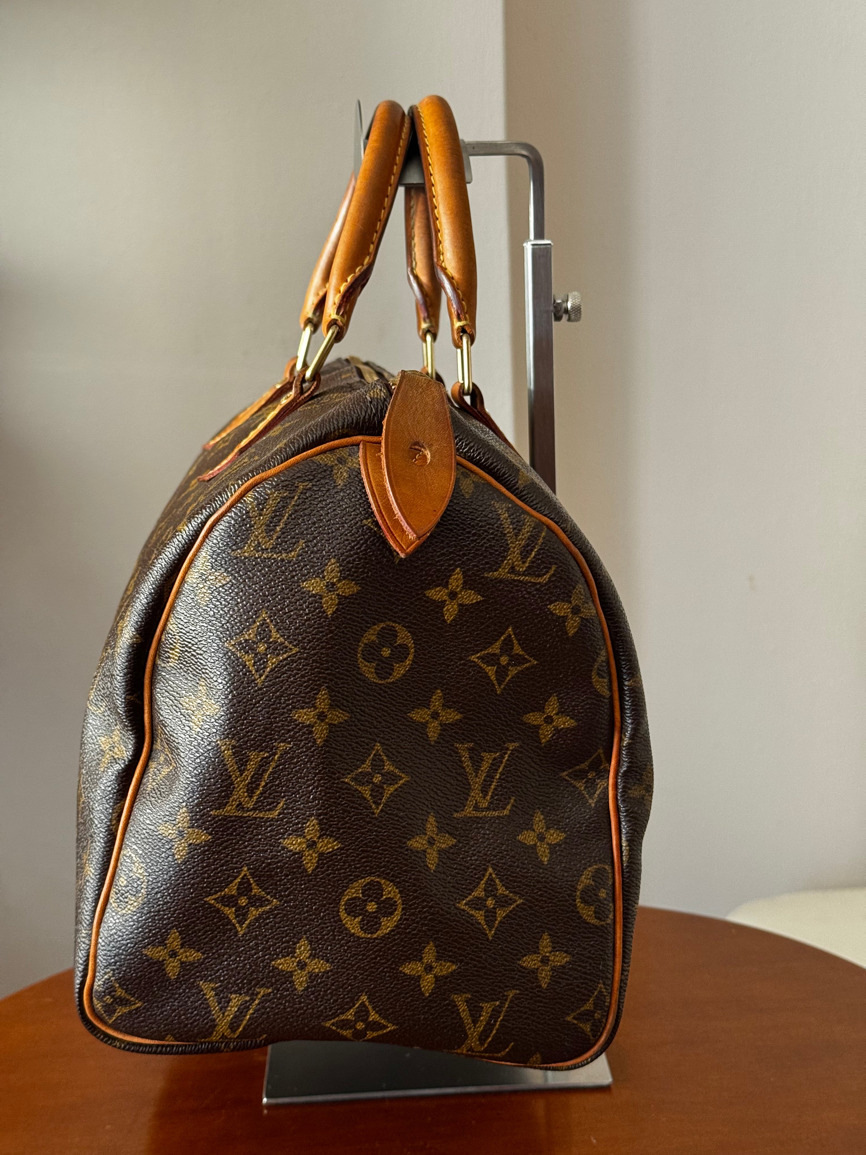 Louis Vuitton Speedy 30