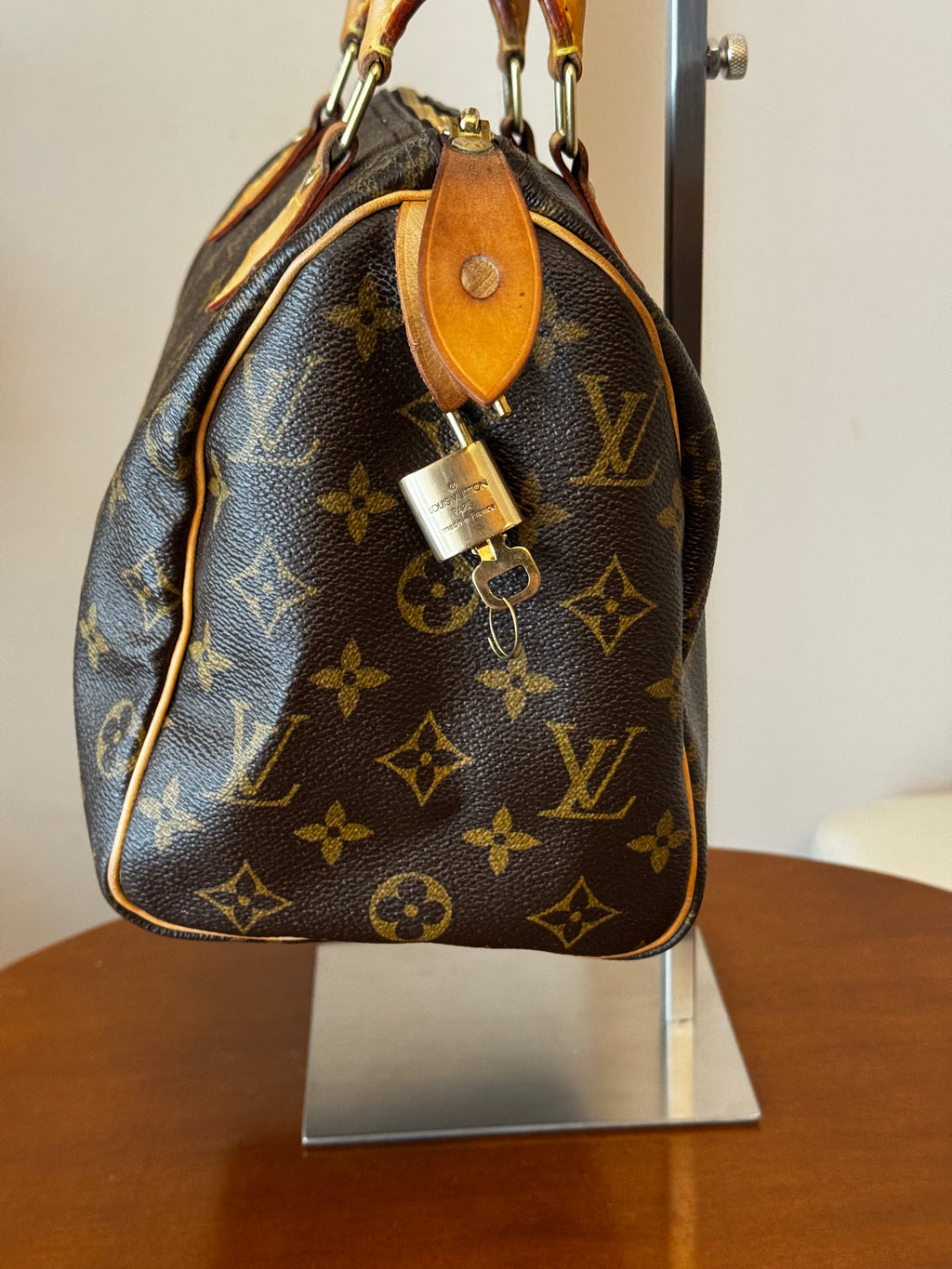 Louis Vuitton Speedy 25