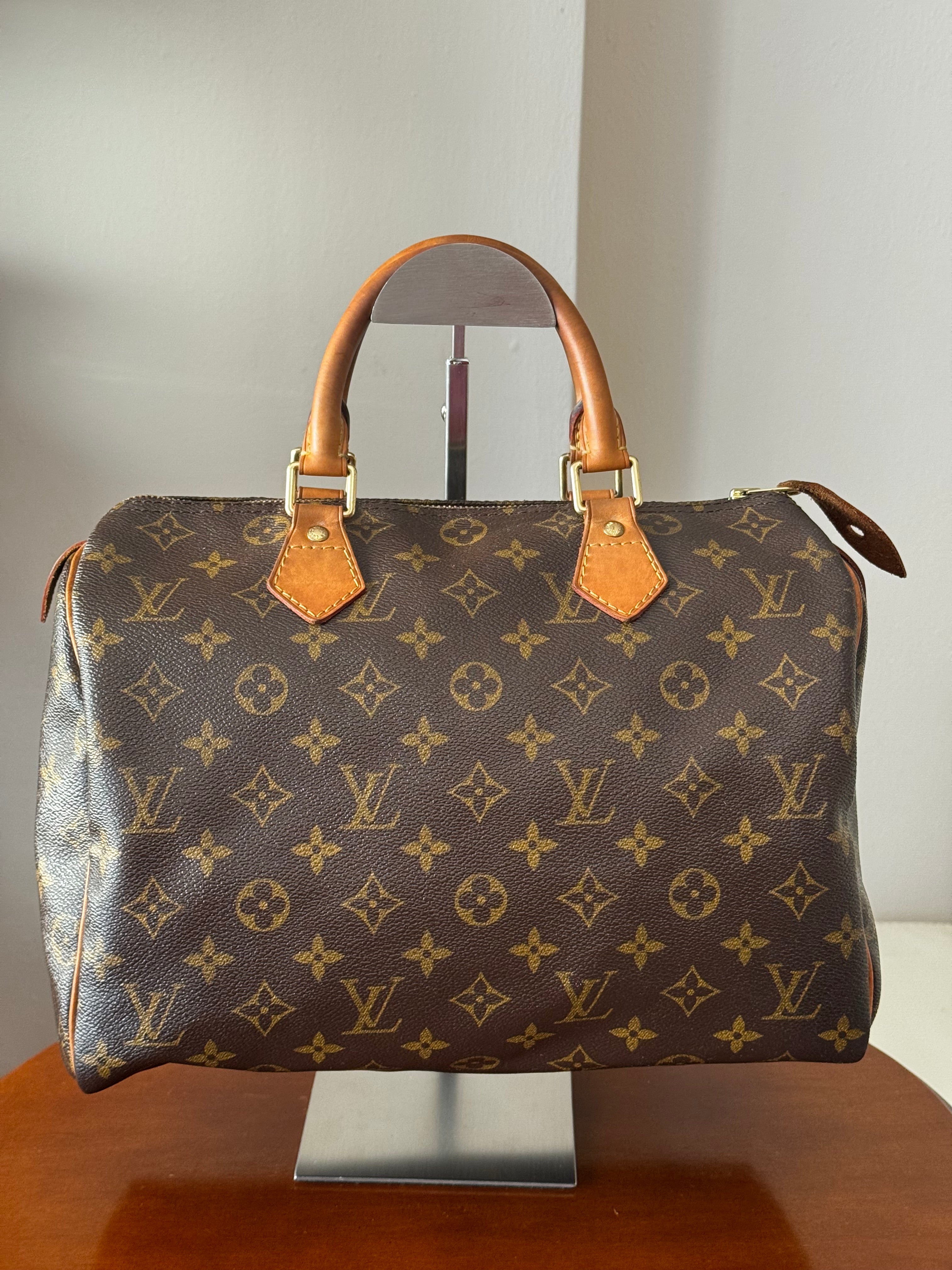 Louis Vuitton Speedy 30