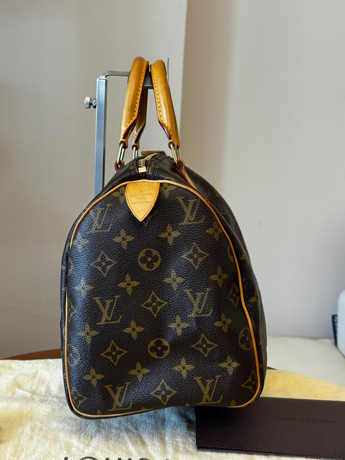 Louis Vuitton Speedy 30