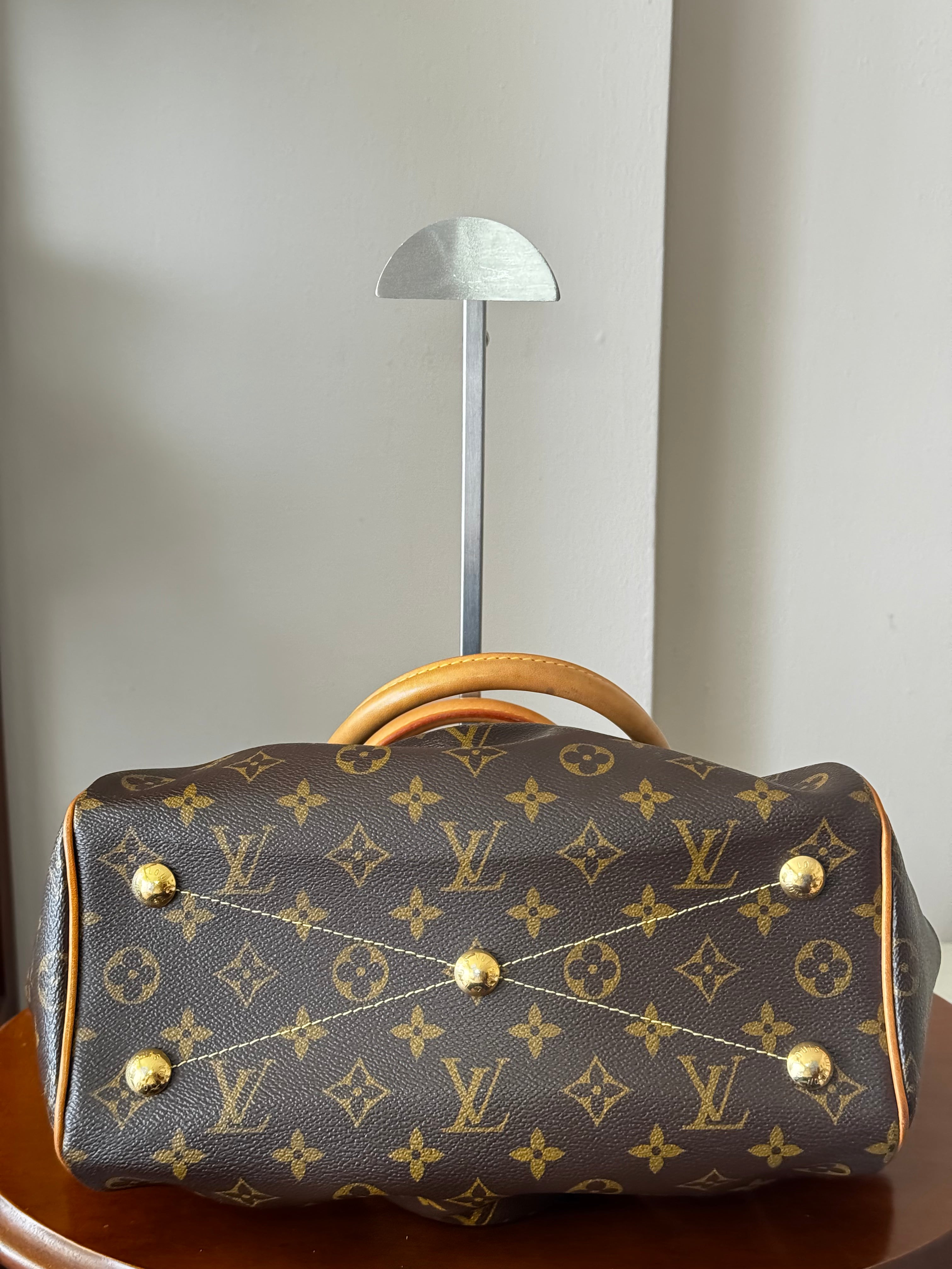 Louis Vuitton Tivoli