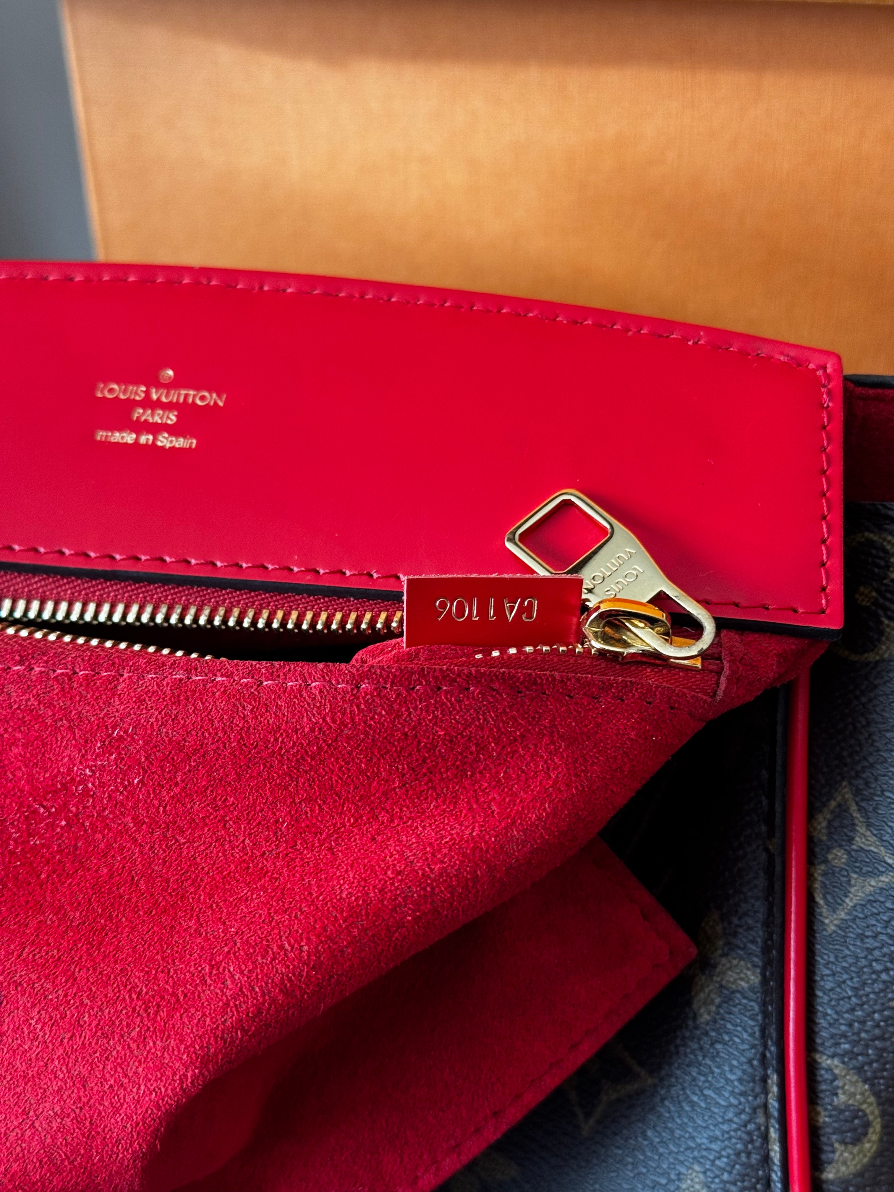 Louis Vuitton Phenix