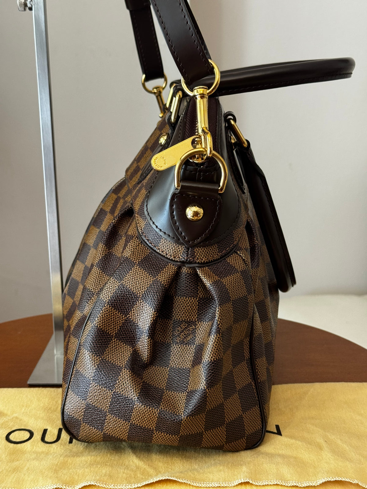 Louis Vuitton Trevi
