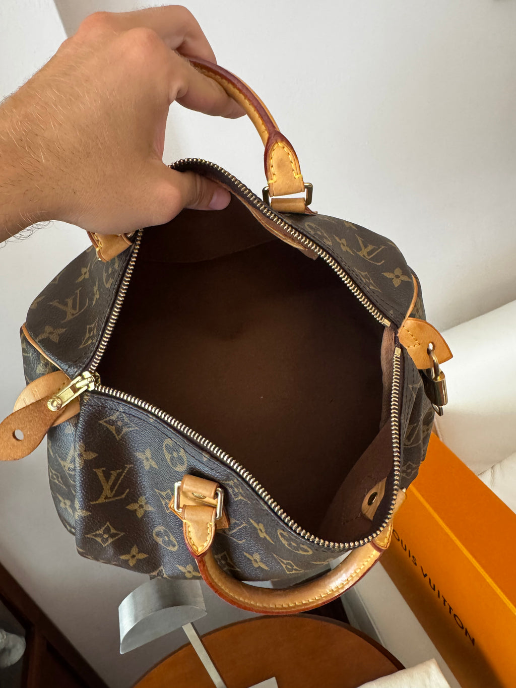 Louis Vuitton Speedy 30
