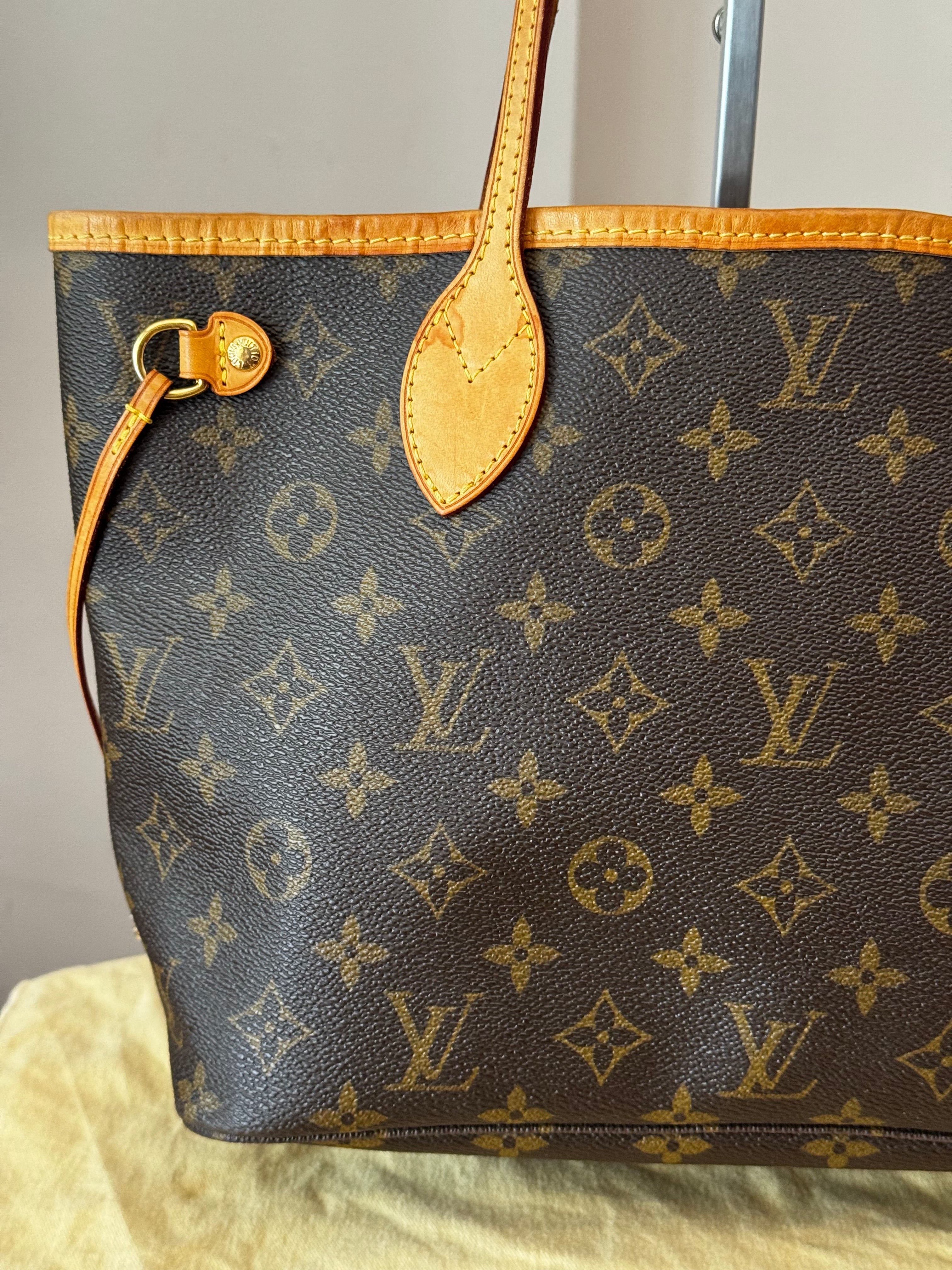 Louis Vuitton Neverfull PM