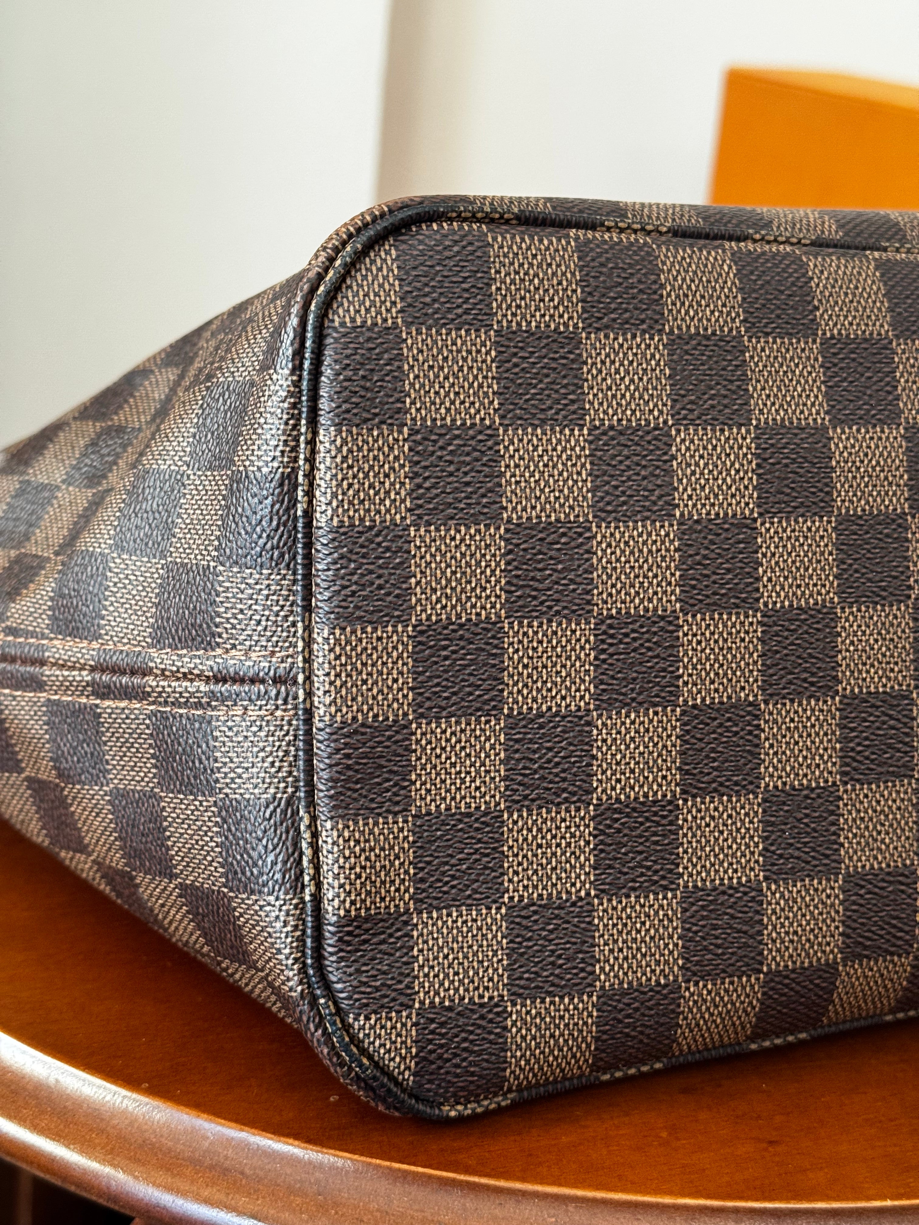 Louis Vuitton Neverfull MM