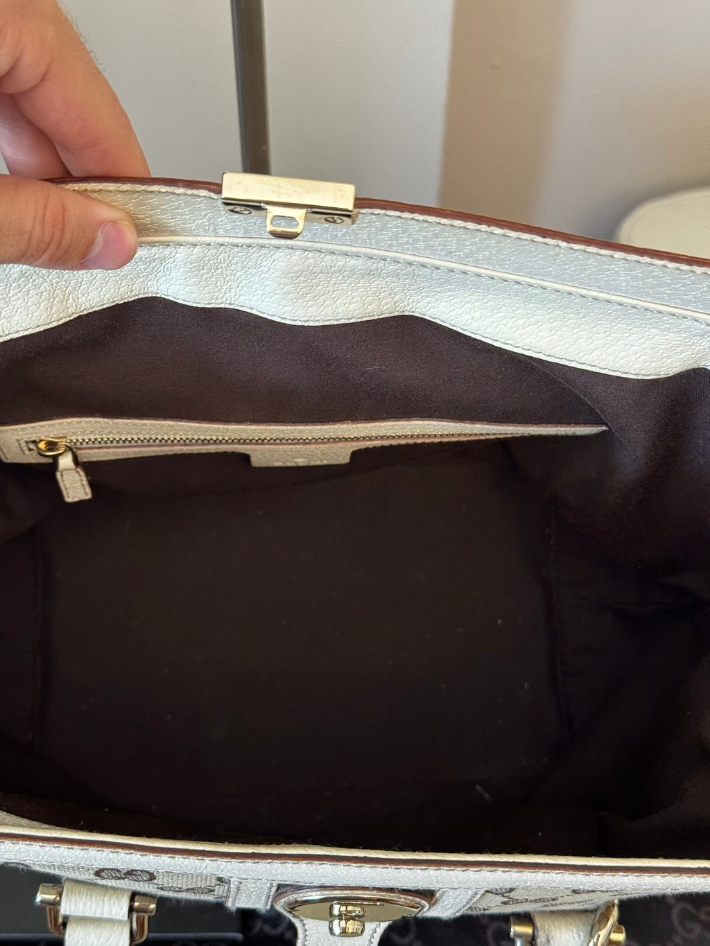 Gucci GG Canvas Web Treasure Boston