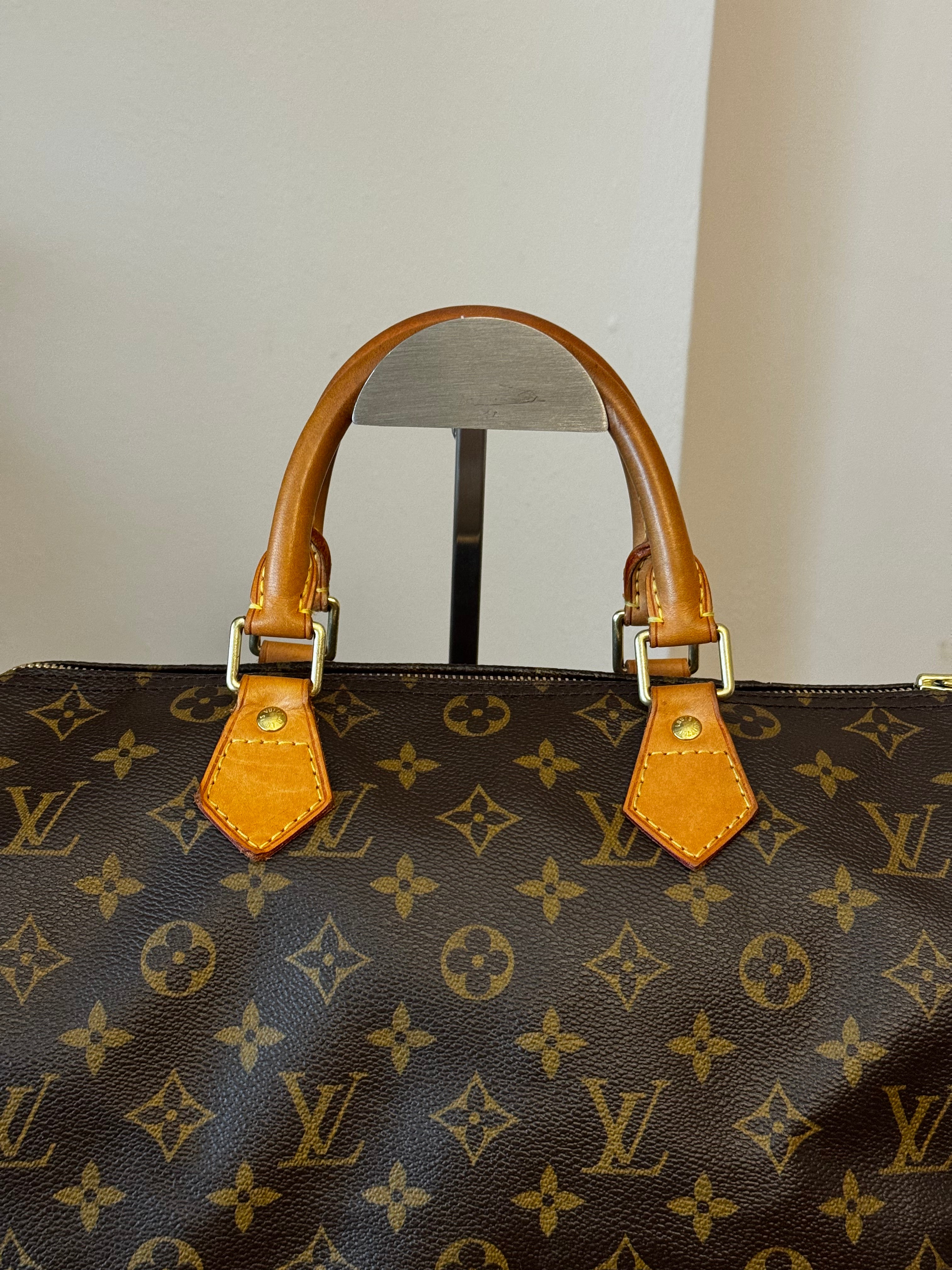 Lousi Vuitton Speedy 30